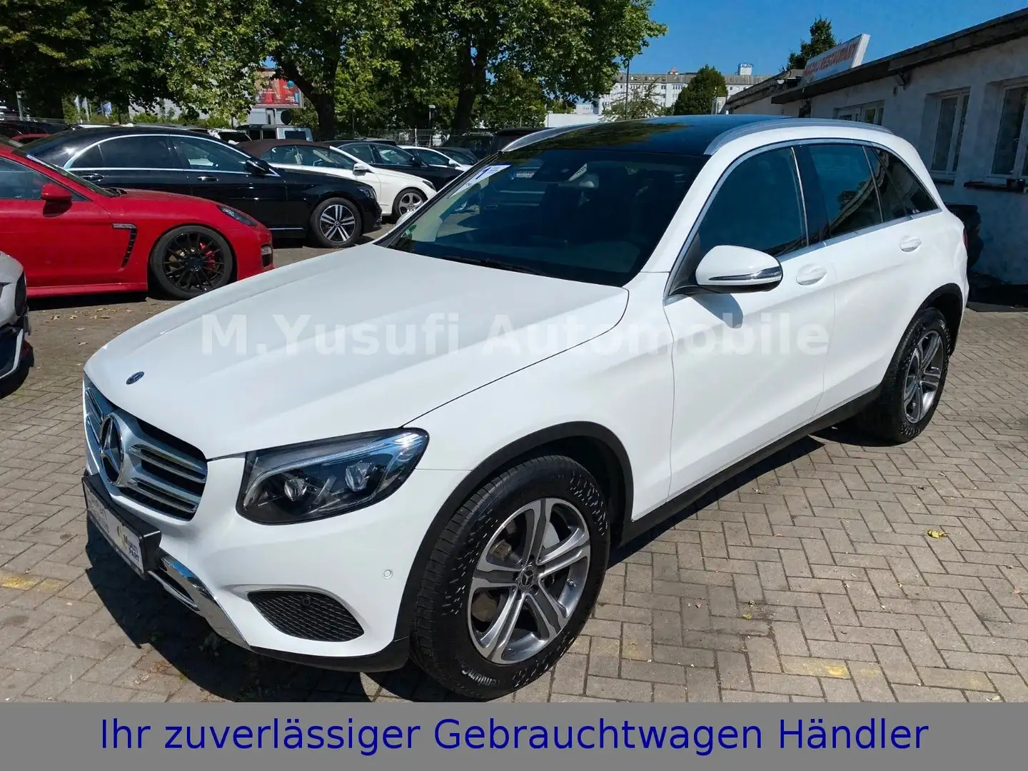 Mercedes-Benz GLC 220 d 4MATIC AMG-LINE PANORAMA|AHK|LED|NAVI Weiß - 1