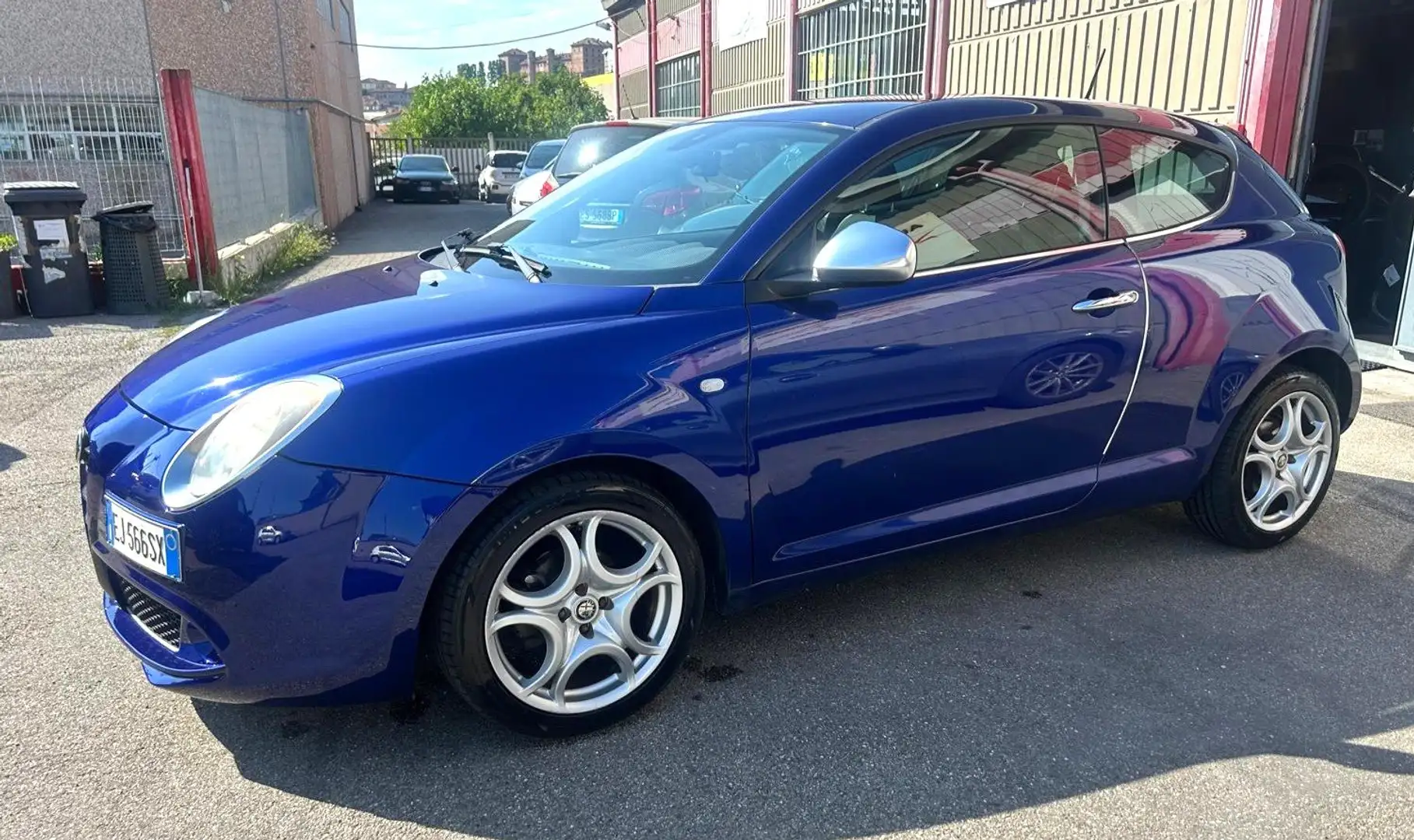 Alfa Romeo MiTo MiTo 1.4 Twin AirDistinctive sport pack s OK NEO Bleu - 1
