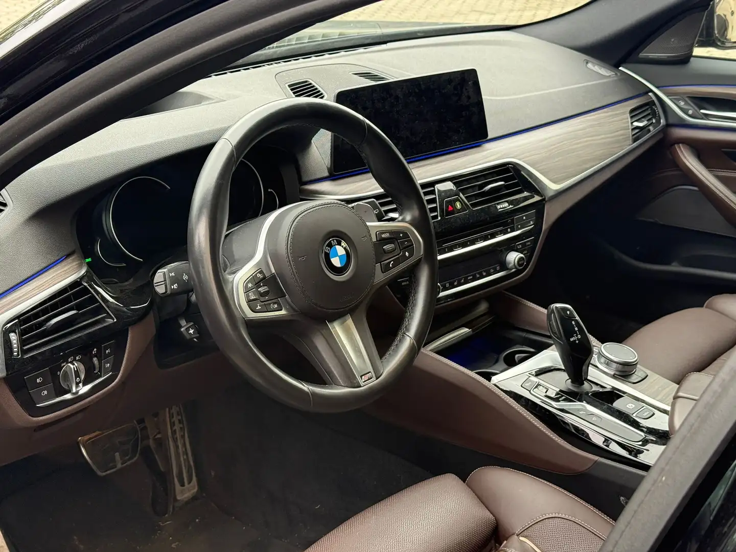 BMW 540 540 i xDrive M Sport Zwart - 2
