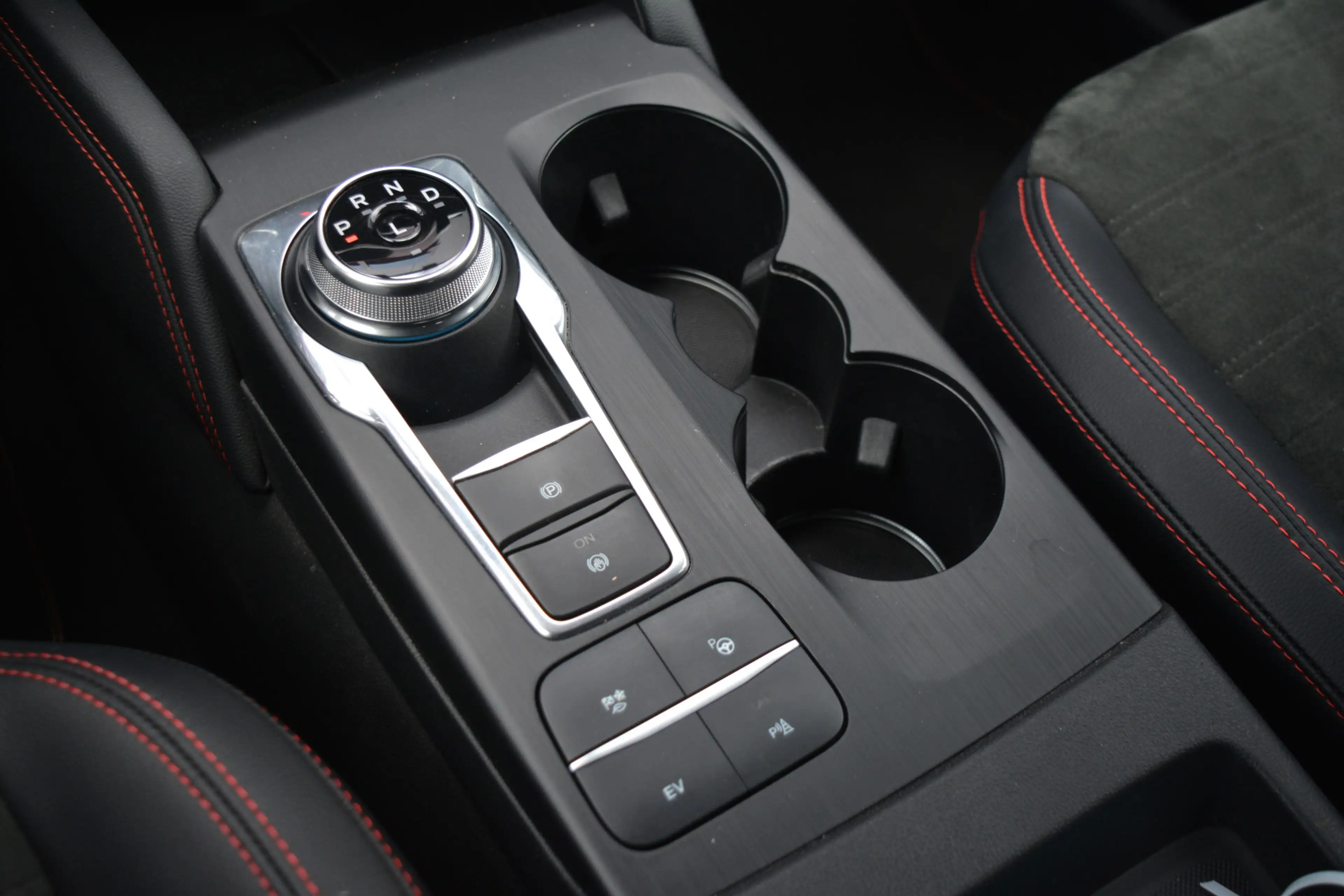 Ford Kuga 2.5 PHEV ST-Line X | ACC | Camera | B&O | — photo 33