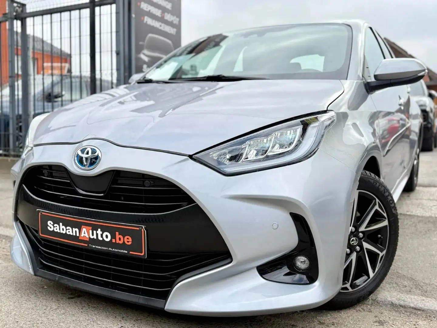 Toyota Yaris 1.5i VVT-i Hybrid • FULL OPTION • GARANTI 10 T - 1