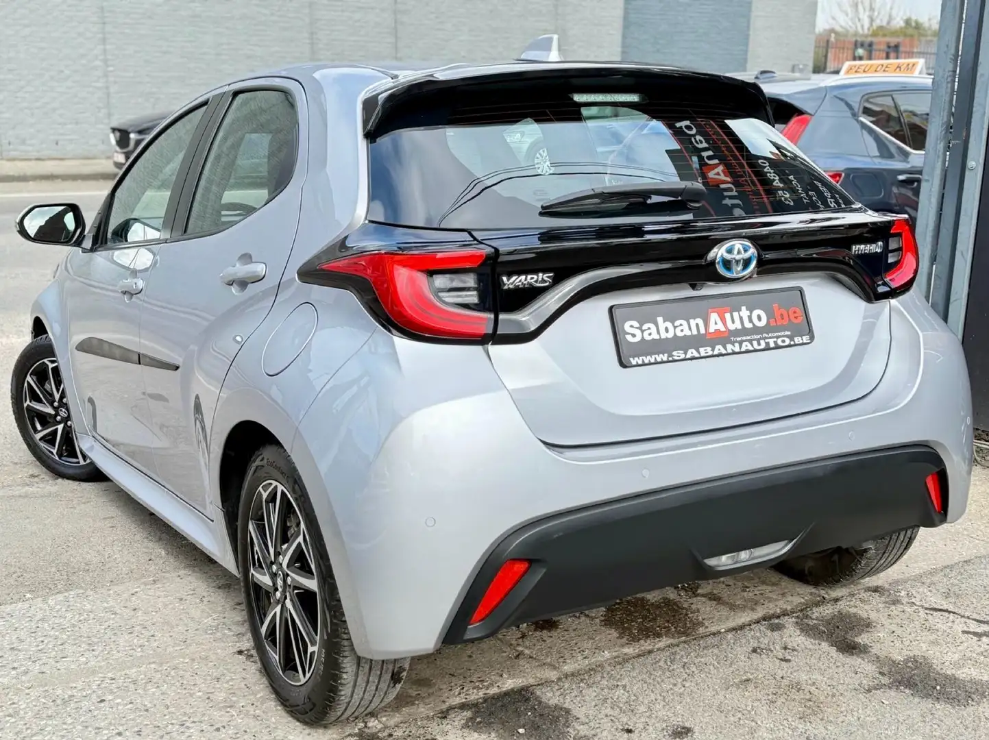 Toyota Yaris 1.5i VVT-i Hybrid • FULL OPTION • GARANTI 10 T - 2
