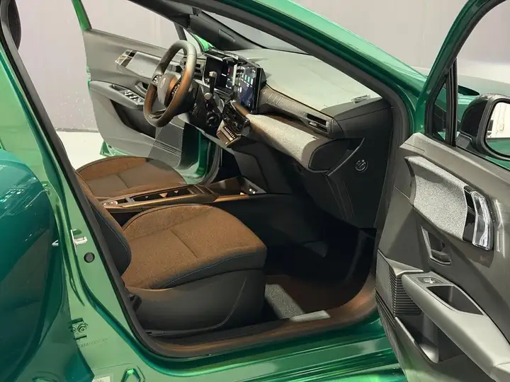 Renault Clio 2026, foto 10