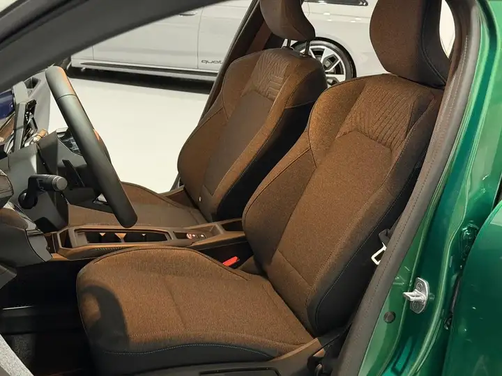 Renault Clio 2026, foto 13