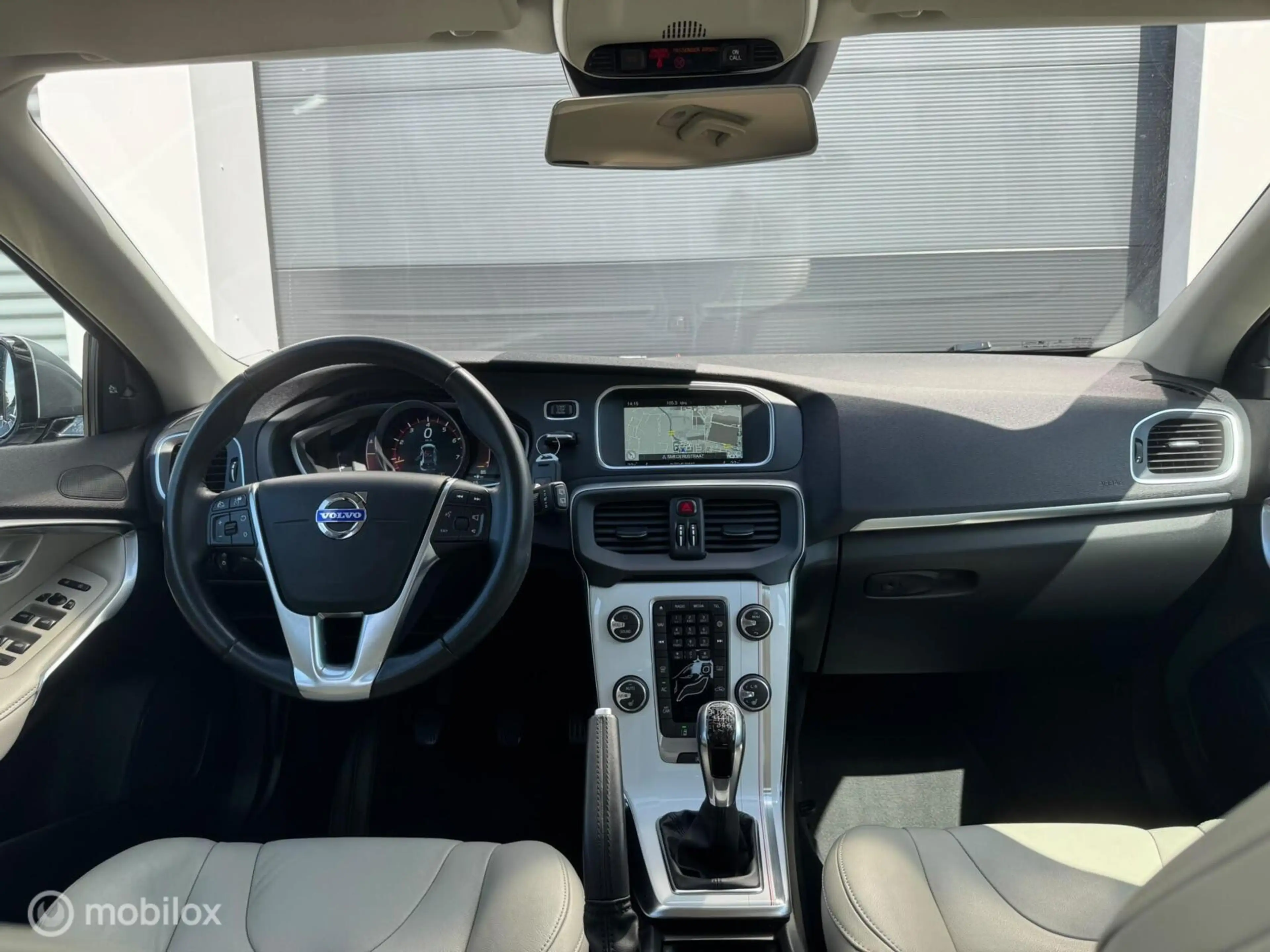 Volvo V40 1.6 T3 Summum Climate/Leder Int/Led/Navi — photo 10