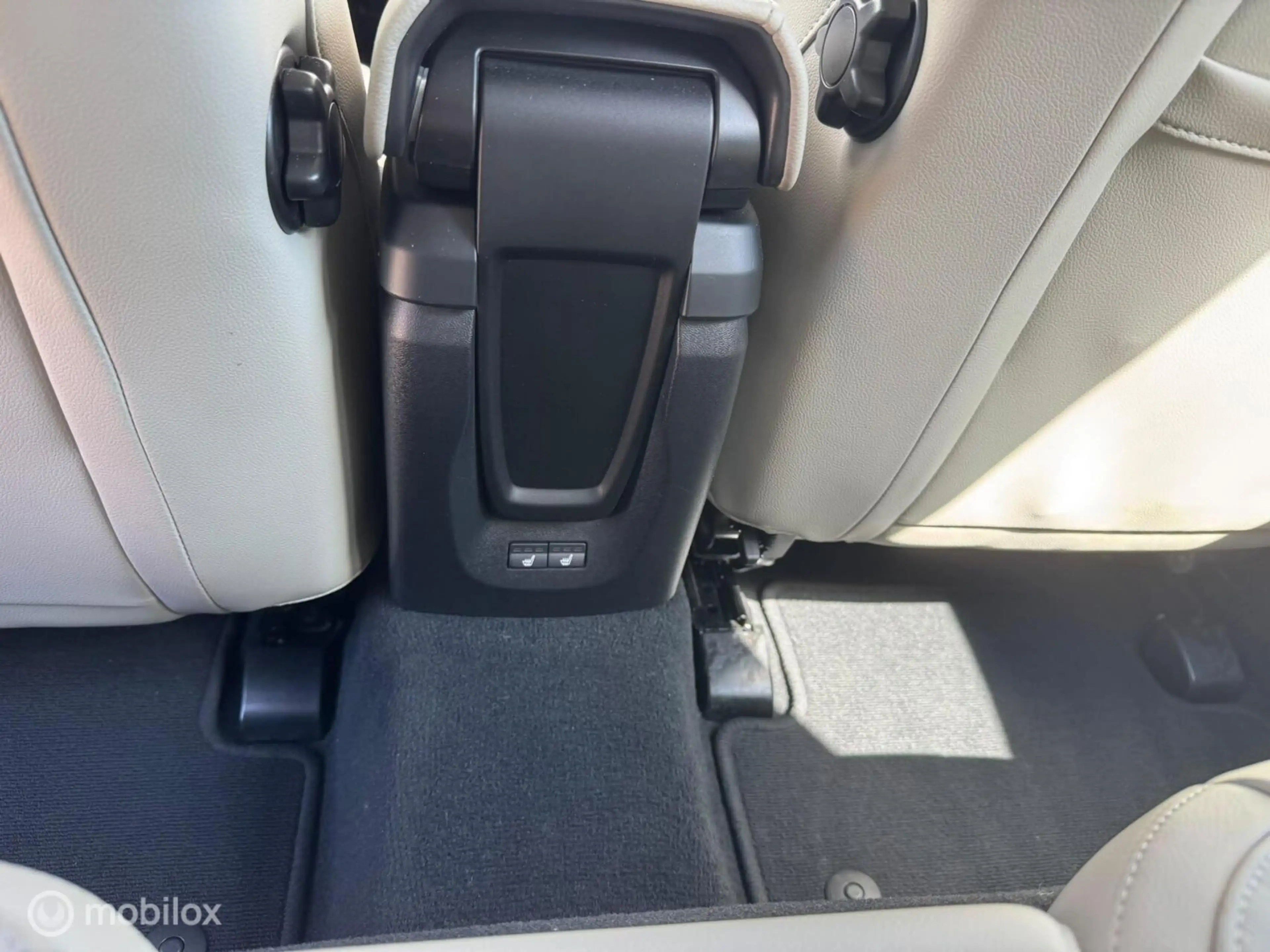 Volvo V40 1.6 T3 Summum Climate/Leder Int/Led/Navi — photo 14