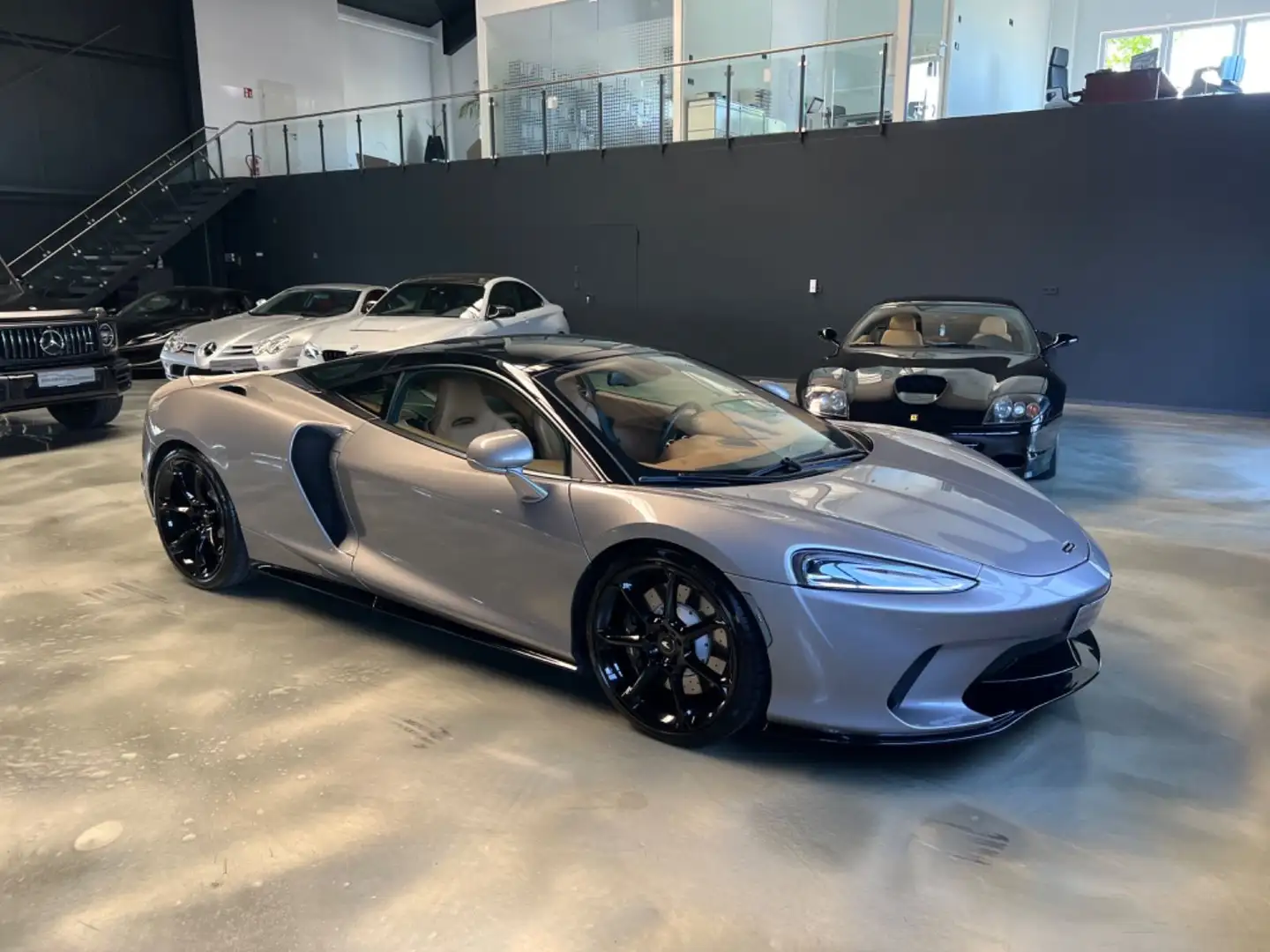 McLaren GT LUXE/PREMIUM/LIFT/BLADE SILVER Argent - 2