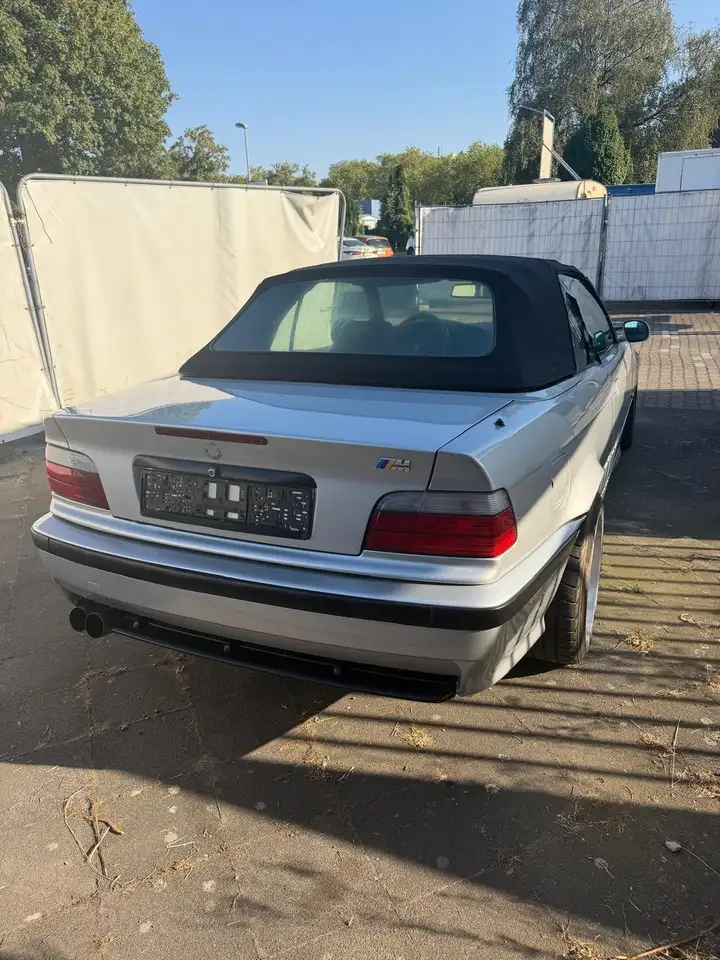 BMW 328i Sport Edition, foto 4