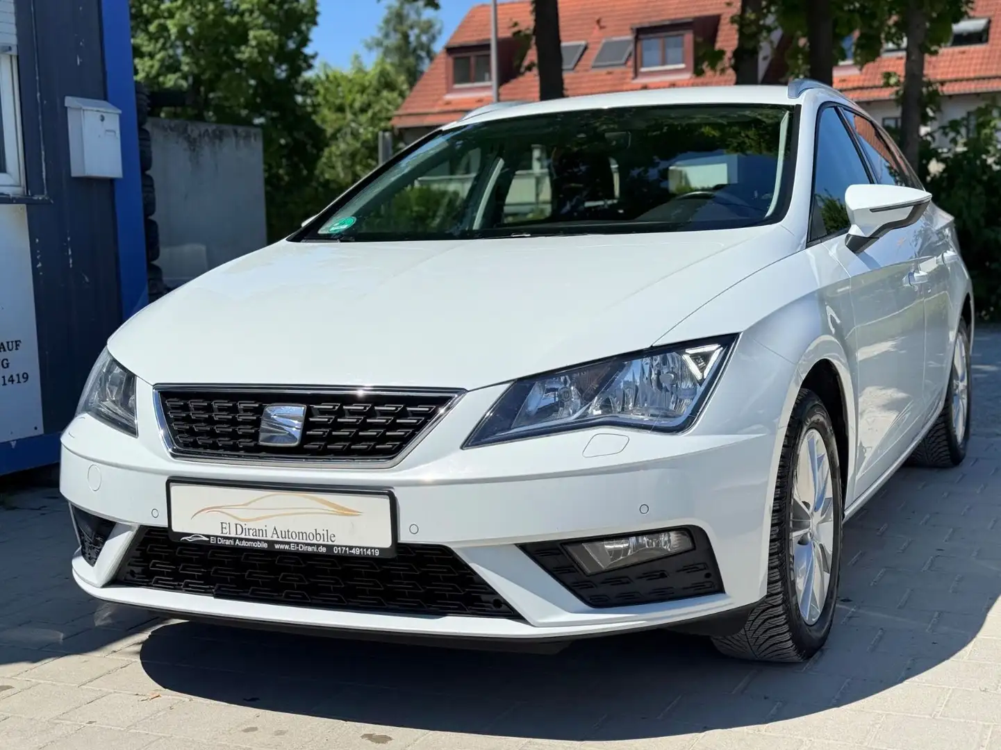 SEAT Leon ST 1.5 TSI Style Tempomat/PDC/SHZ/Facelift Weiß - 1