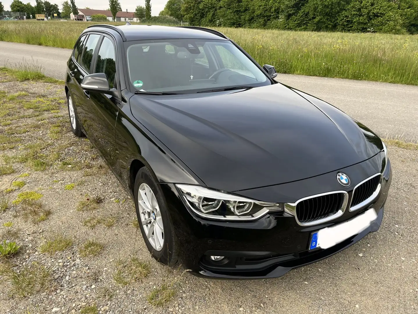 BMW 320 320d Touring Aut. Advantage - 1