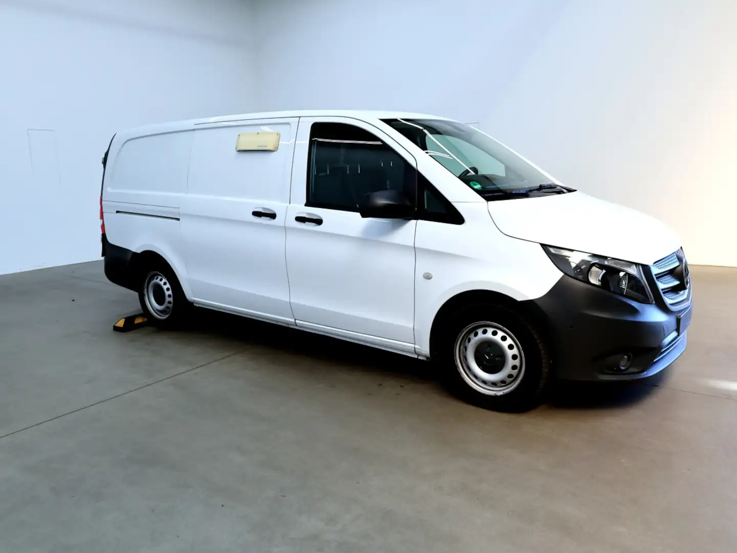 Mercedes-Benz Vito114CDI KA lang ,Klima,Sortimo Regalsystem Blanc - 2