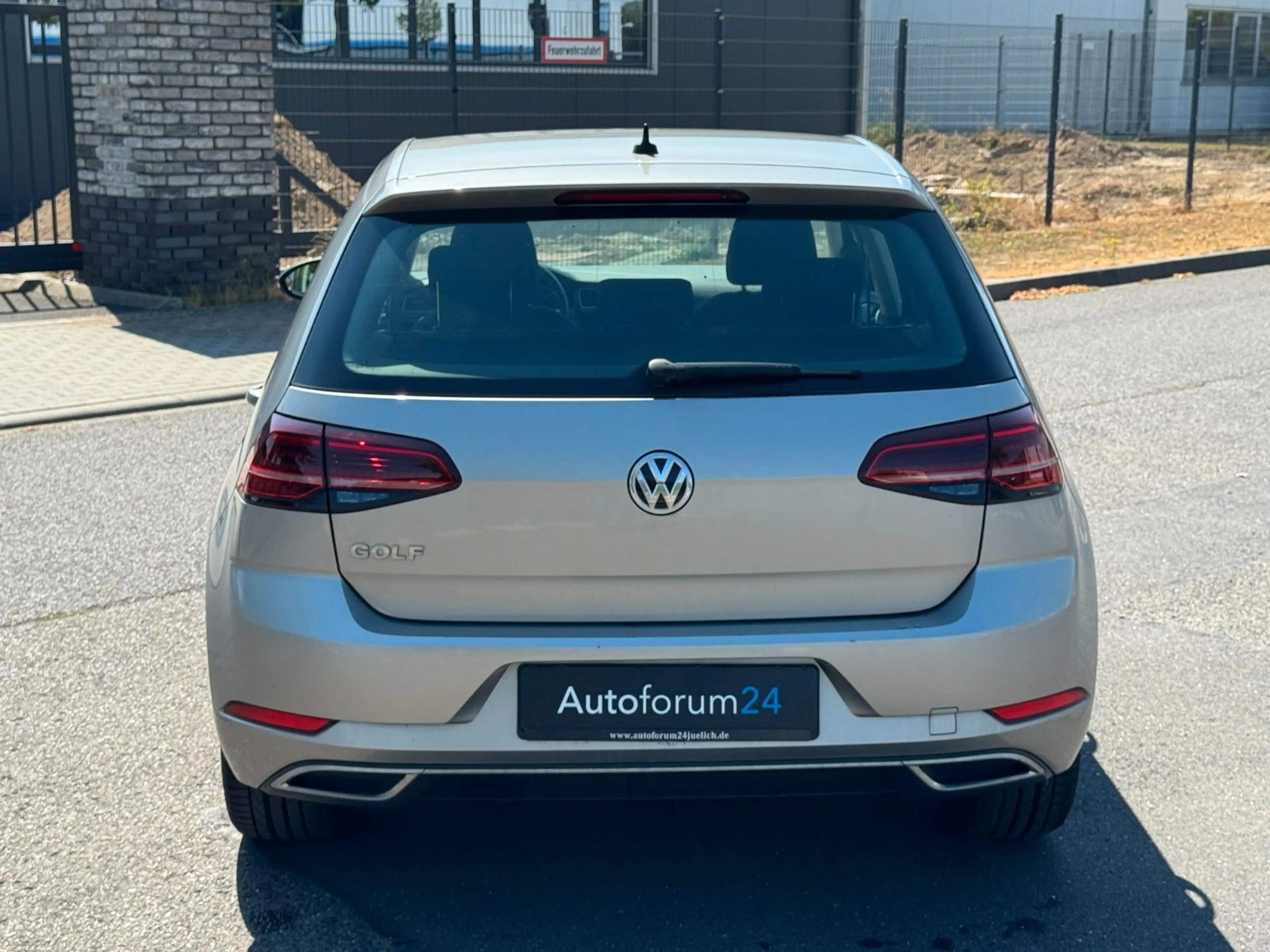 Volkswagen Golf VII Lim. Highline BMT/Start-Stopp*Navi*RFK* — photo 4