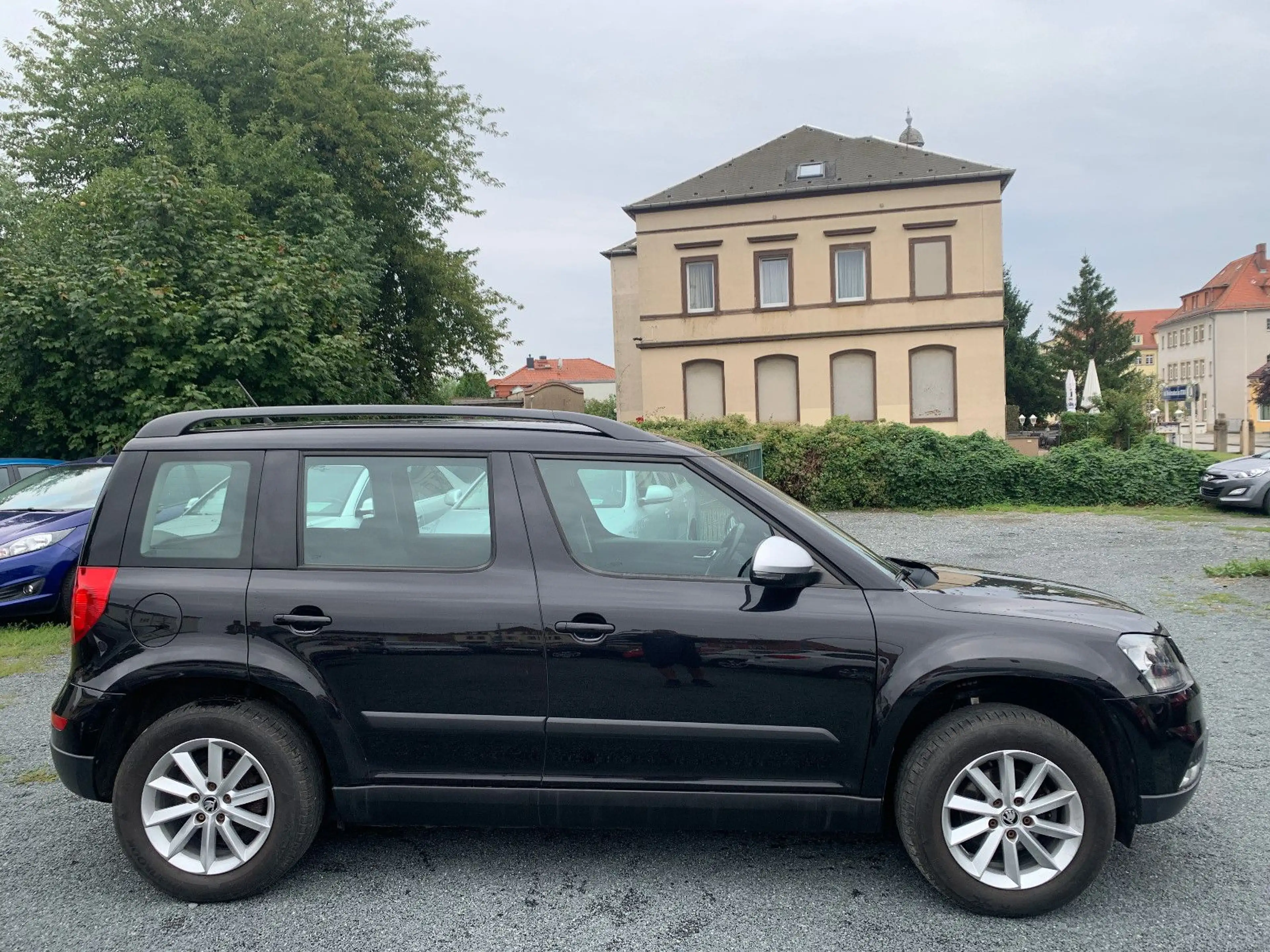 Skoda Yeti 1.2 * Klimaau.,Sitzhzg.,Temp.,PDC hi.,Nr.28 — photo 4