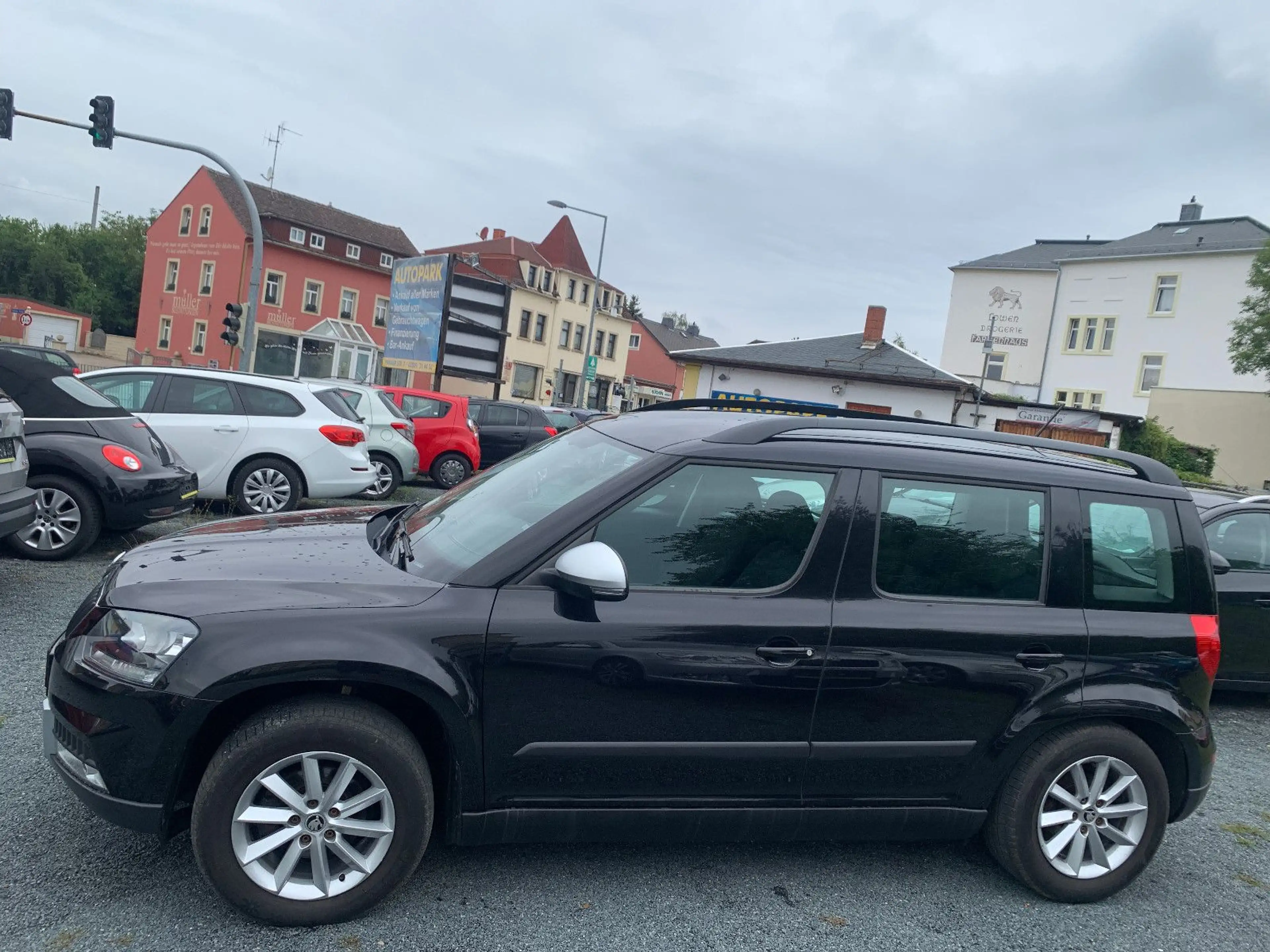 Skoda Yeti 1.2 * Klimaau.,Sitzhzg.,Temp.,PDC hi.,Nr.28 — photo 8