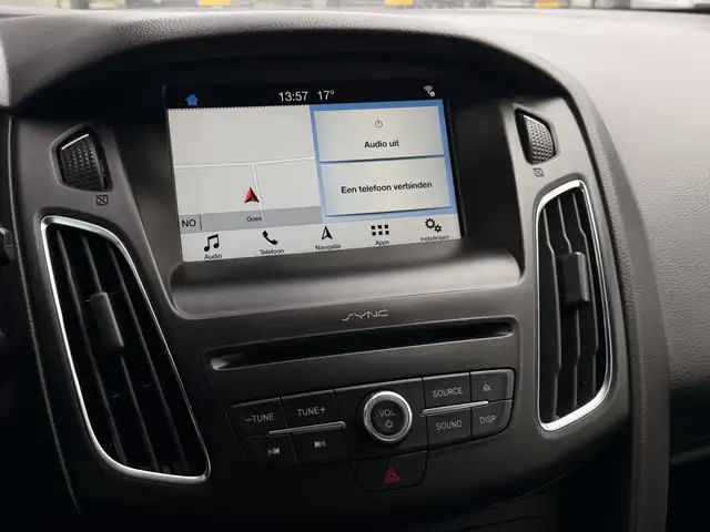 Ford Focus view 23