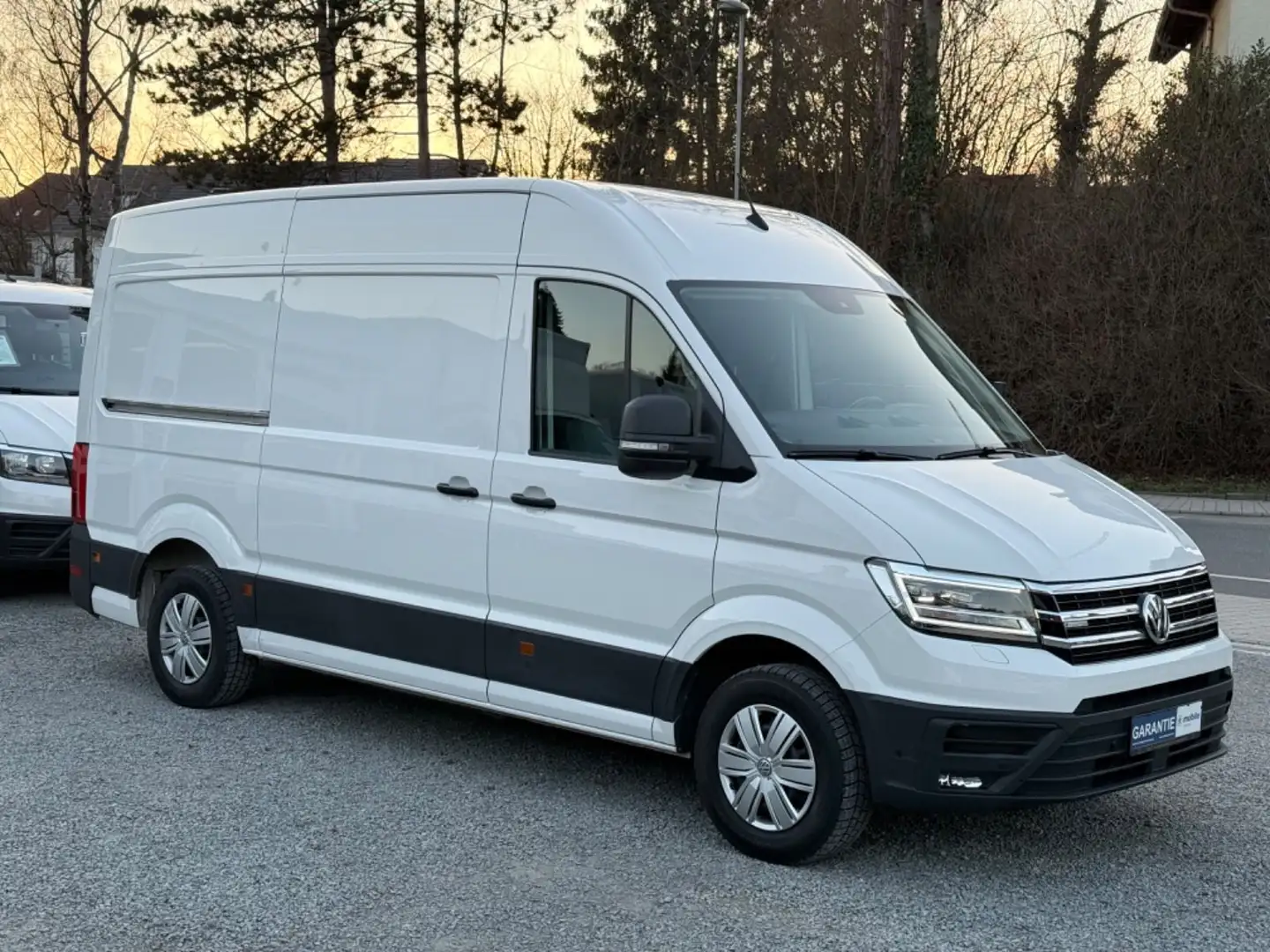 Volkswagen Crafter CRAFTER-E SORTIMO REGALSYSTEM KLIMA NAVI KAMERA Blanc - 1