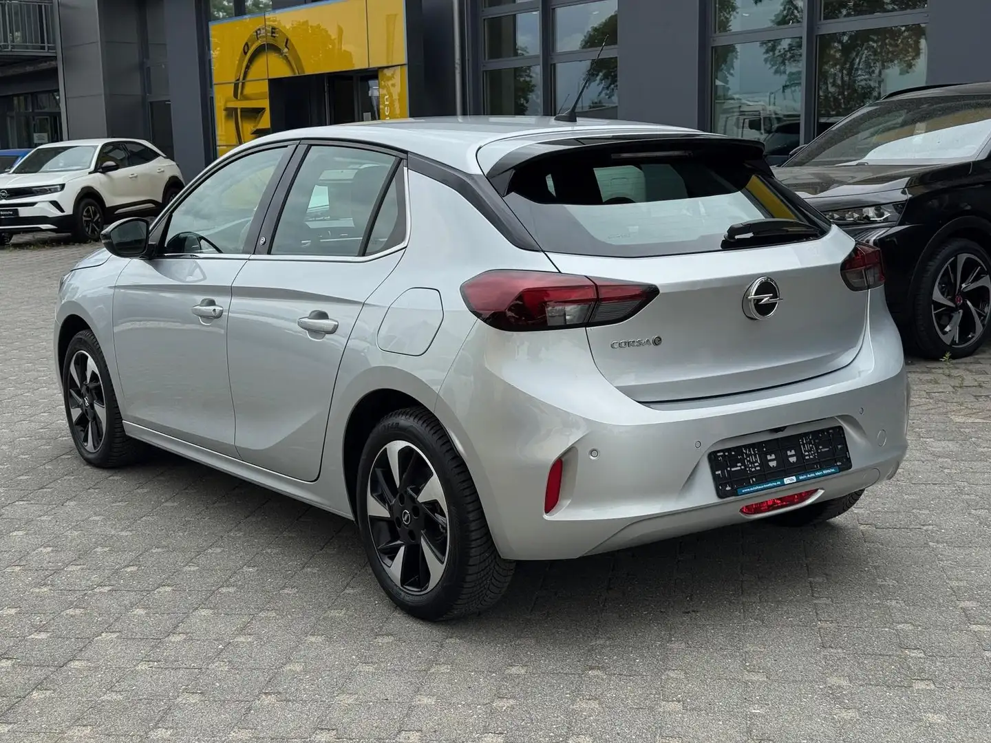 Opel Corsa-e Elegance - ALLW/NAVI/11kWOBC/KAMERA Grau - 2