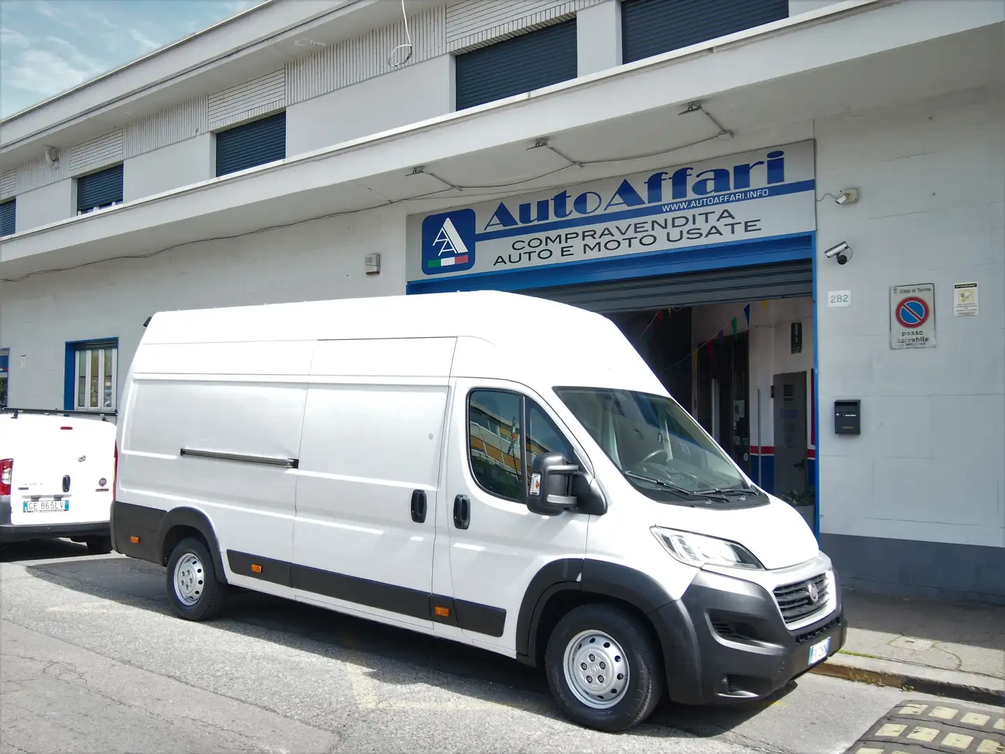 Fiat Ducato MAXI 2.3MJET 130CV L4H3 EURO6 Weiß - 1