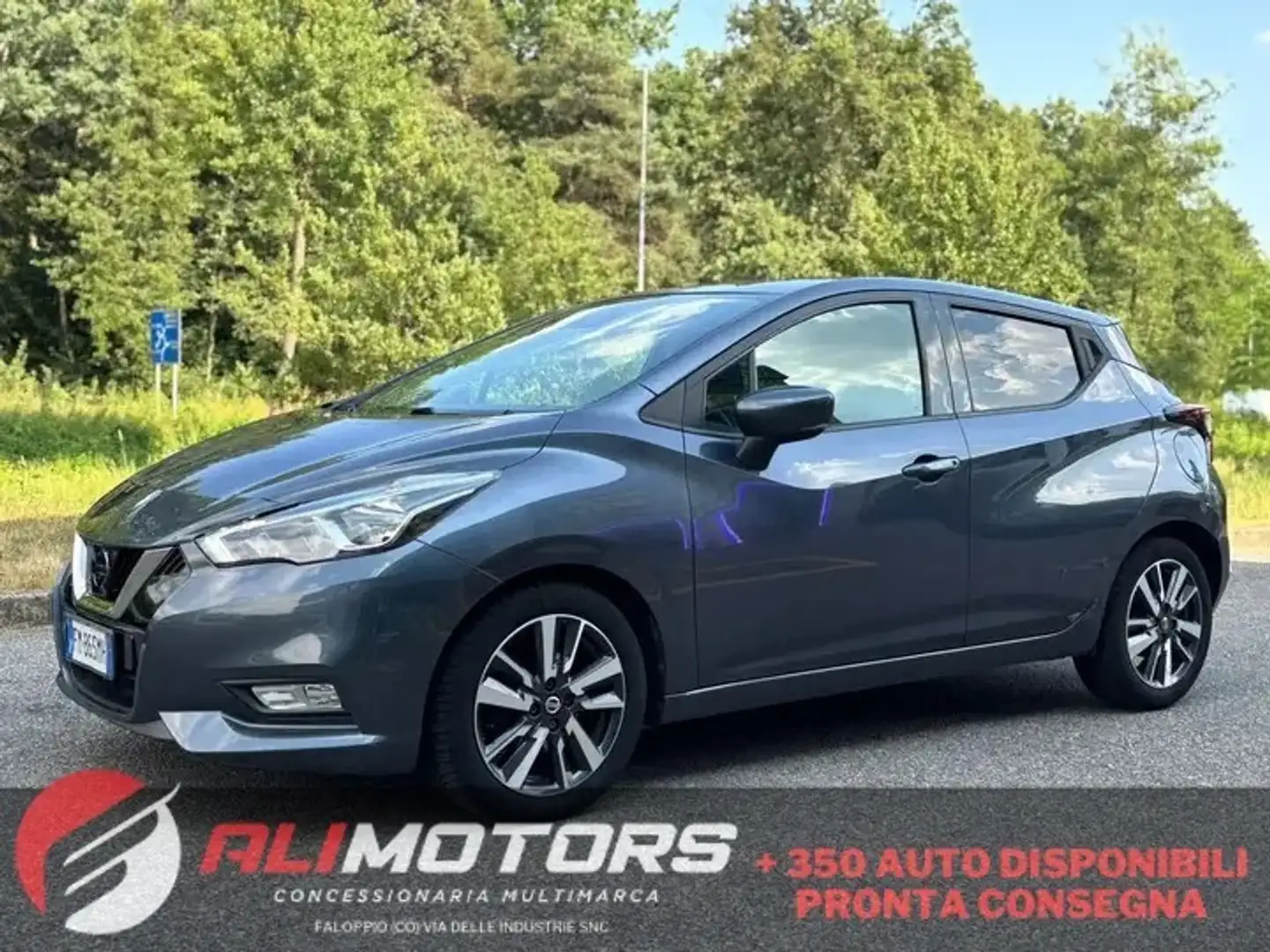 Nissan Micra 1.5 dCi 8V 5 porte N-Connecta Grijs - 1