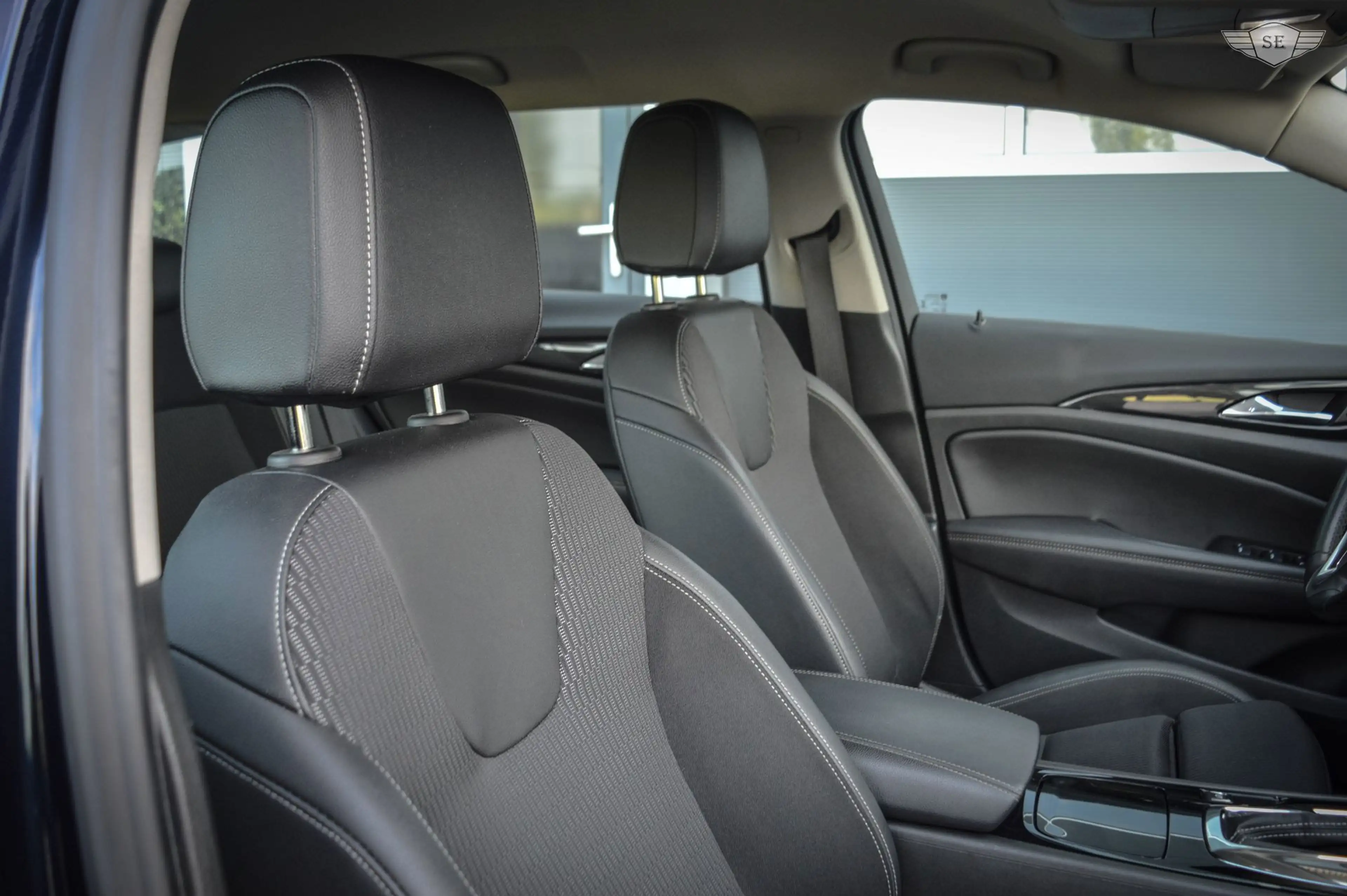 Opel Insignia Sports Tourer 1.5 Turbo Business Executive|Climate — photo 9