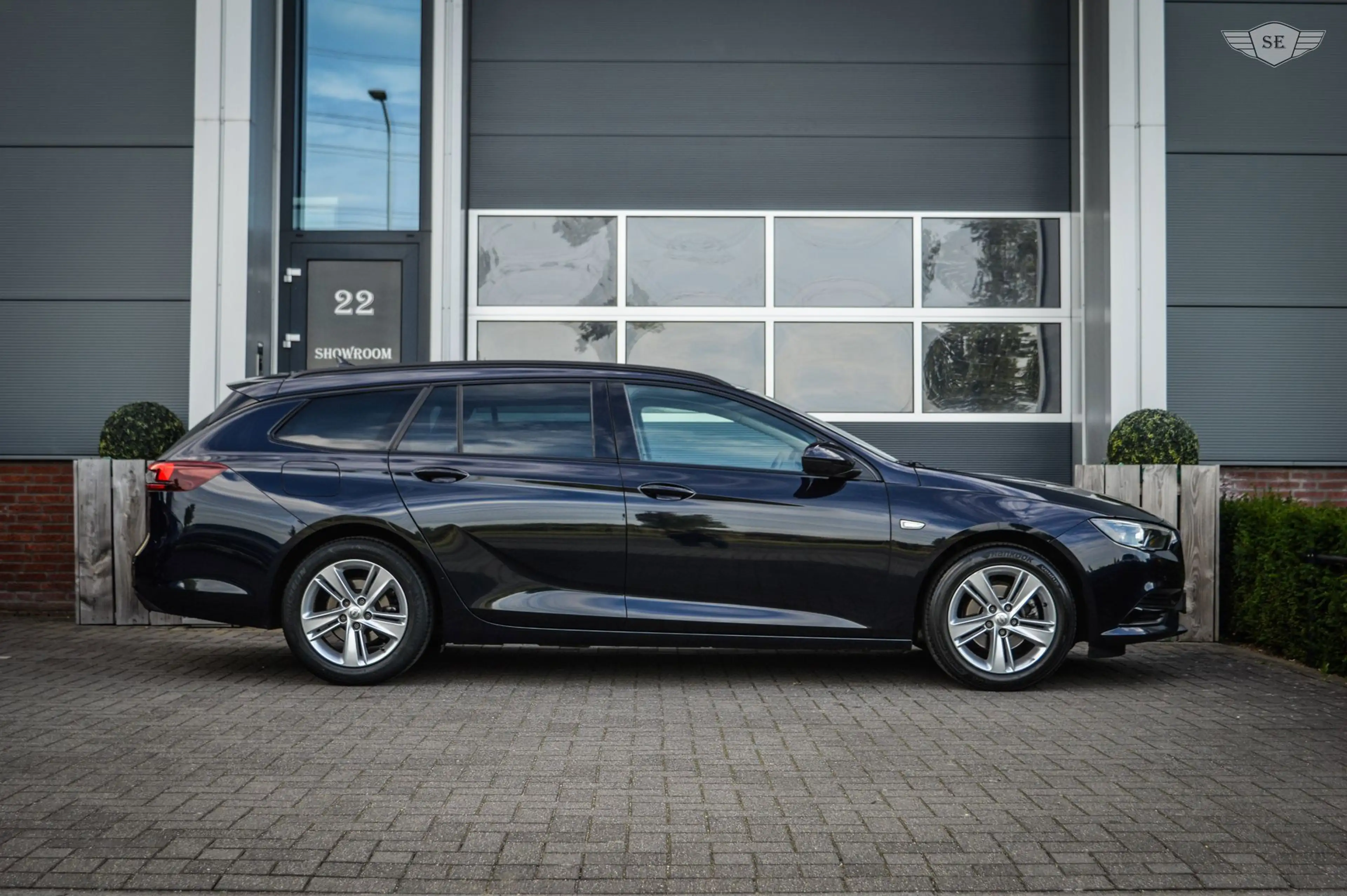 Opel Insignia Sports Tourer 1.5 Turbo Business Executive|Climate — photo 3