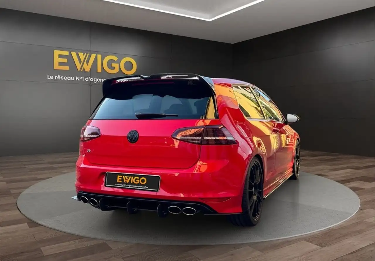 Volkswagen Golf R — photo 2