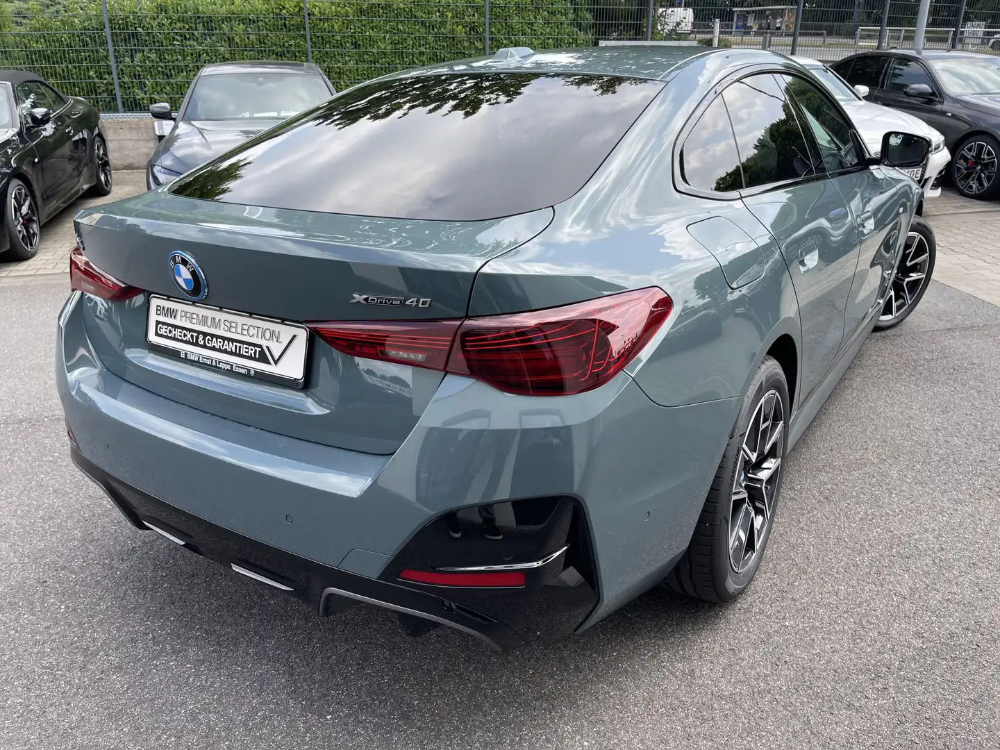 BMW i4 xDrive40 GC M Sport || 360 DrivAssProf elSitz Verde - 2