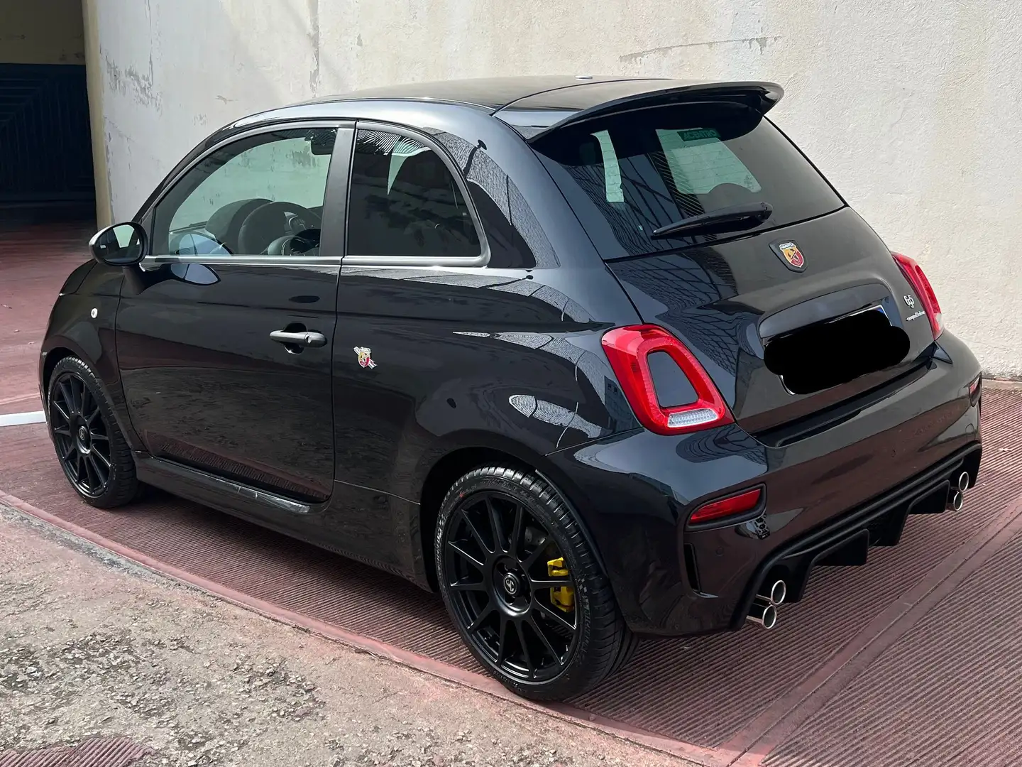 Abarth 695C 695C1.4 t-jet Competizione 180cv Nero - 2