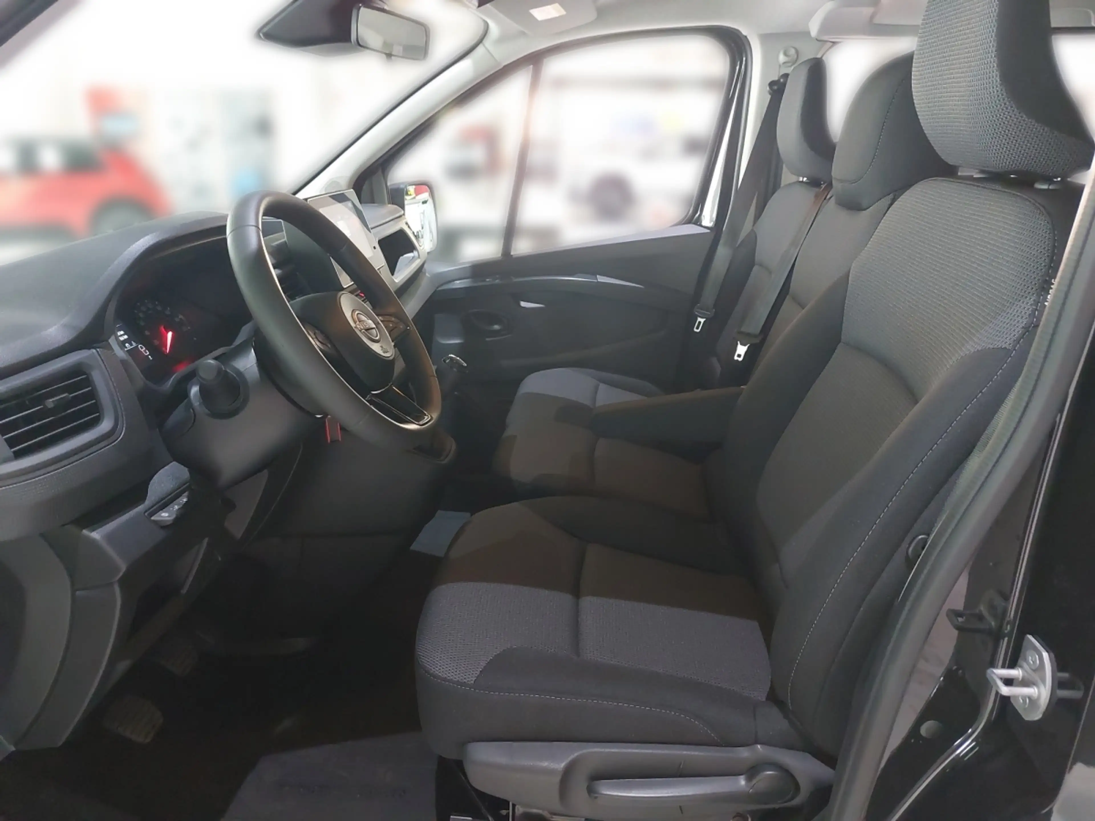 Nissan Primastar Kombi L1H1 dCi 150 6MT Acenta 9-Sitzer — photo 5