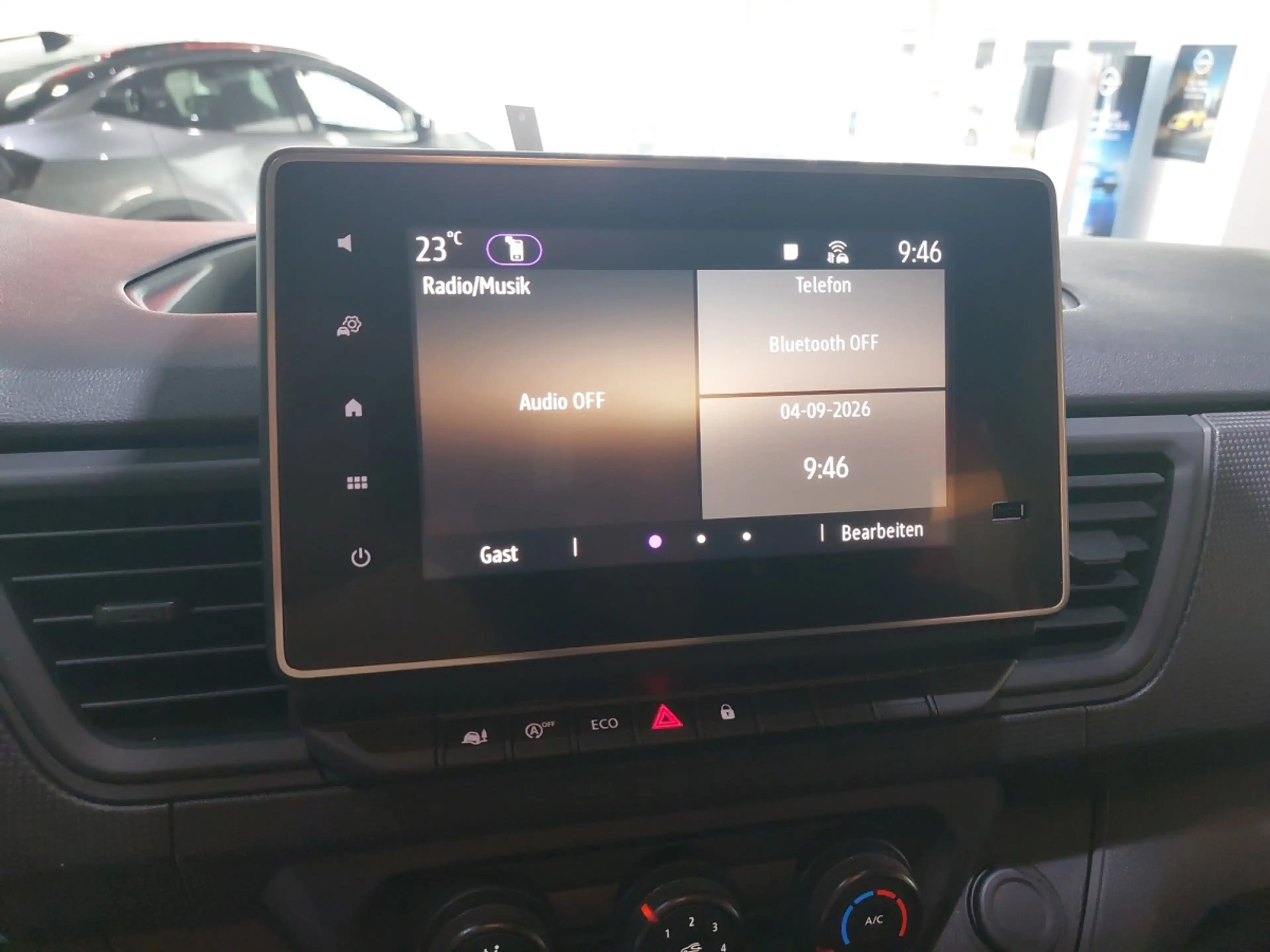 Nissan Primastar Kombi L1H1 dCi 150 6MT Acenta 9-Sitzer — photo 10