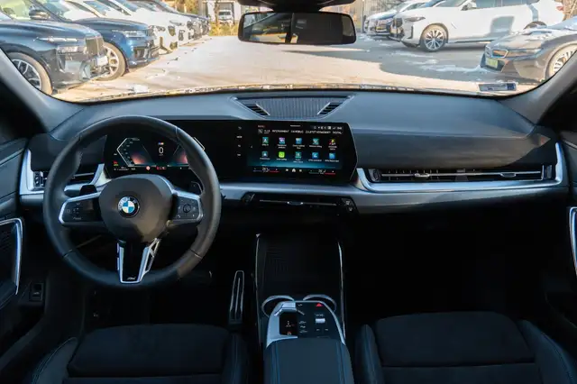 BMW X2 view 15