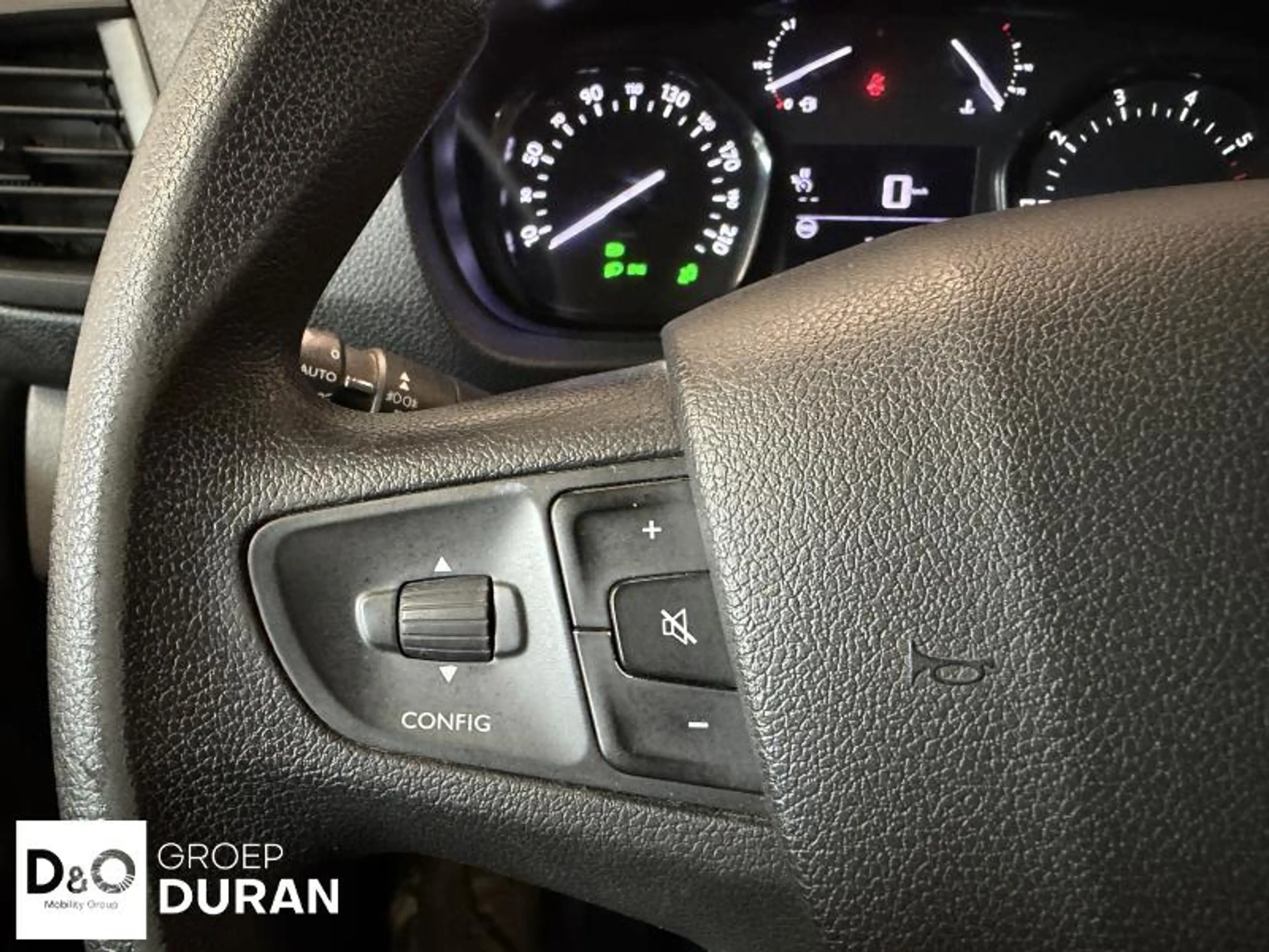 Peugeot Expert Dubbele Cabine — photo 9