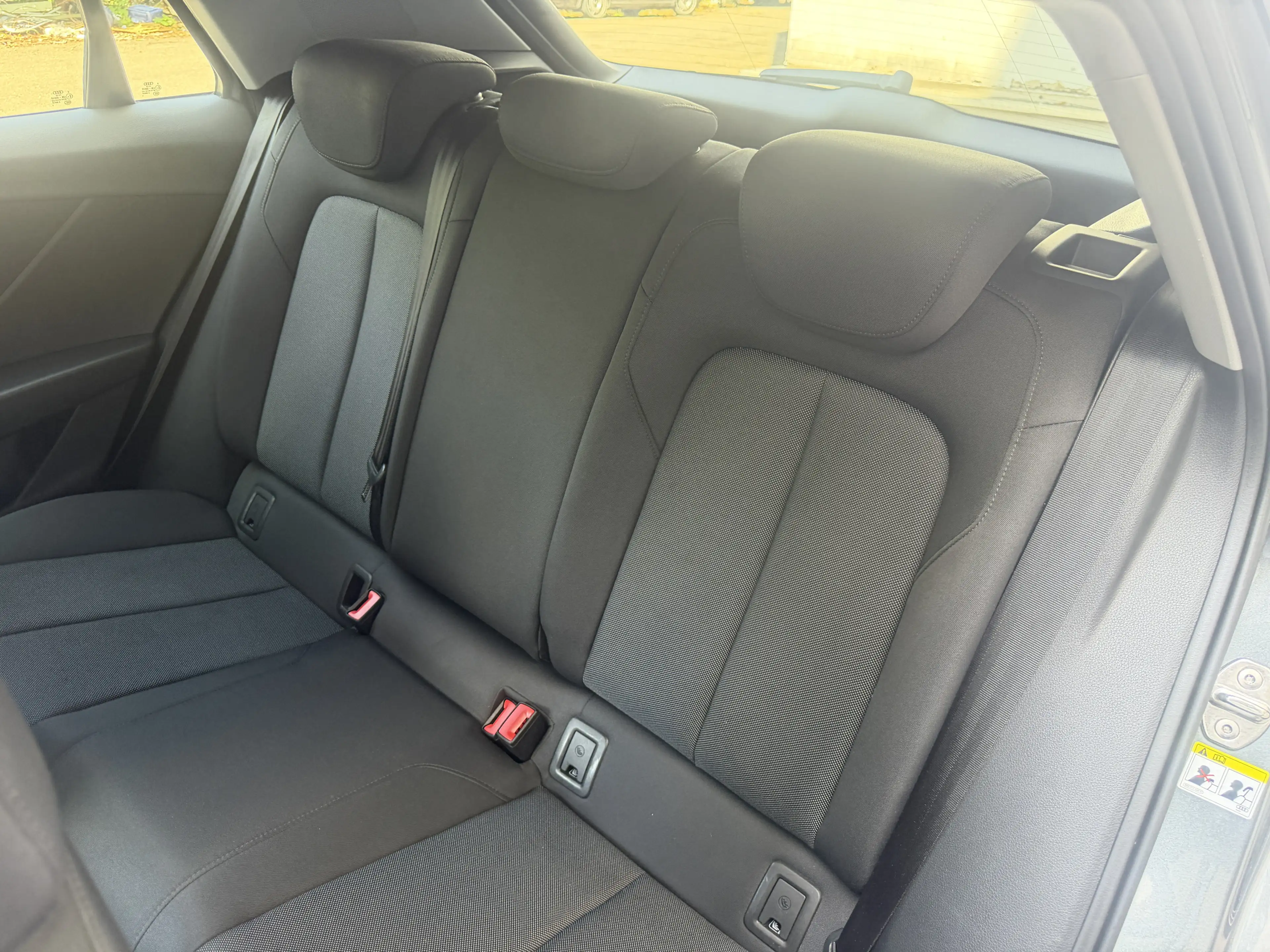 Audi Q2 35 TFSI S line LED Virtual Tempomat MMI PDC — photo 15