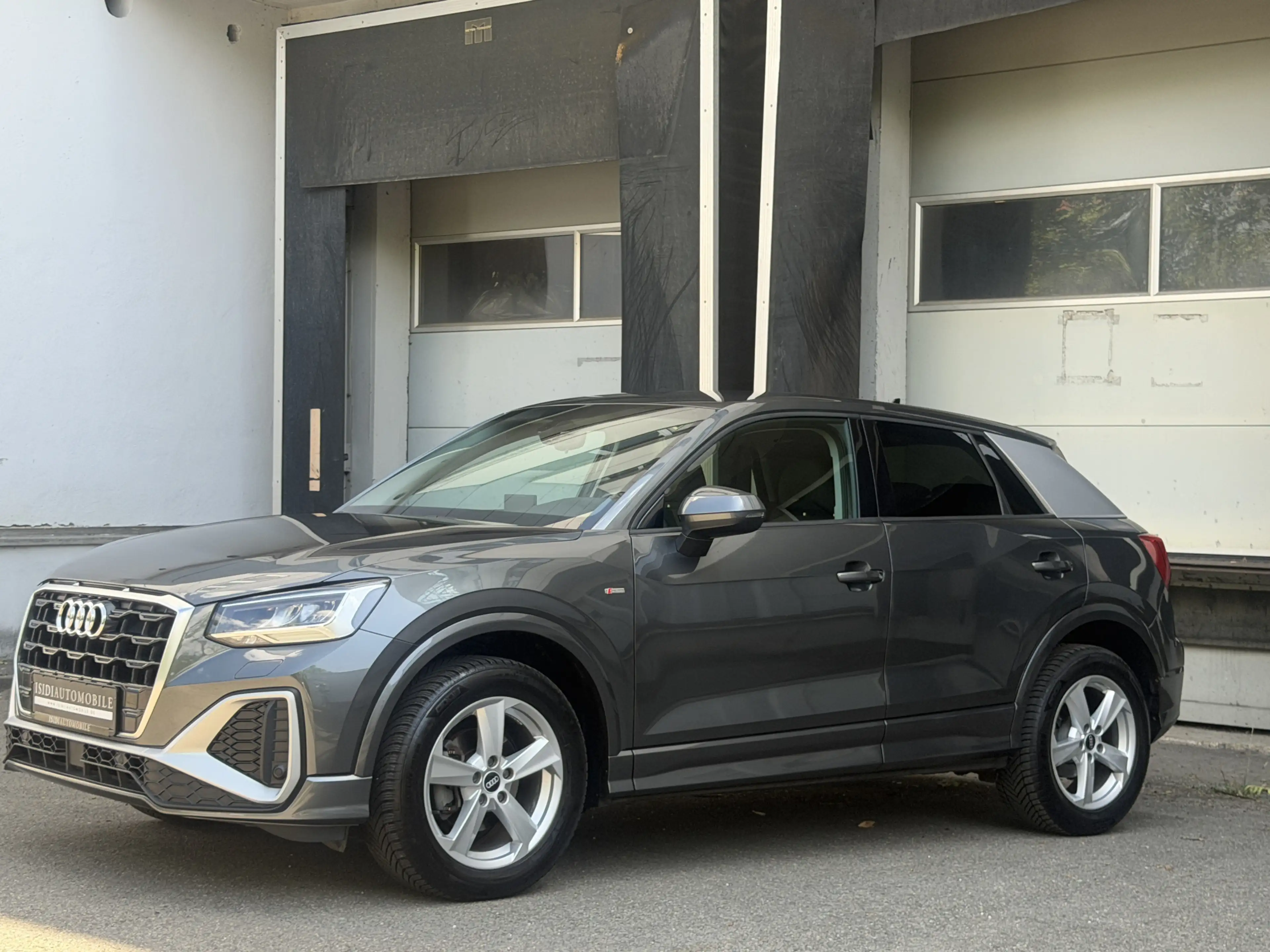 Audi Q2 35 TFSI S line LED Virtual Tempomat MMI PDC — photo 2