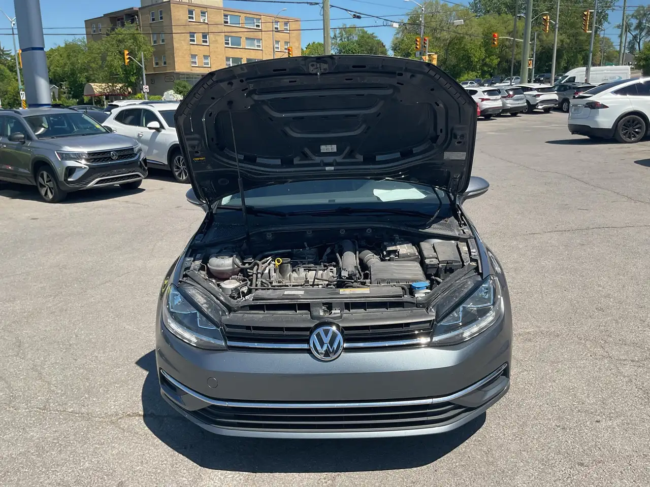 Volkswagen Golf photo Volkswagen Golf