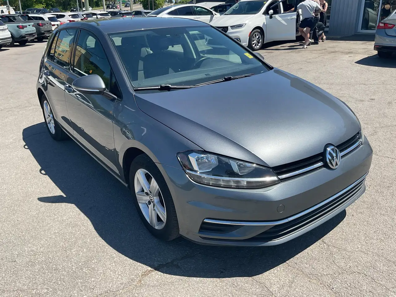 Volkswagen Golf photo Volkswagen Golf