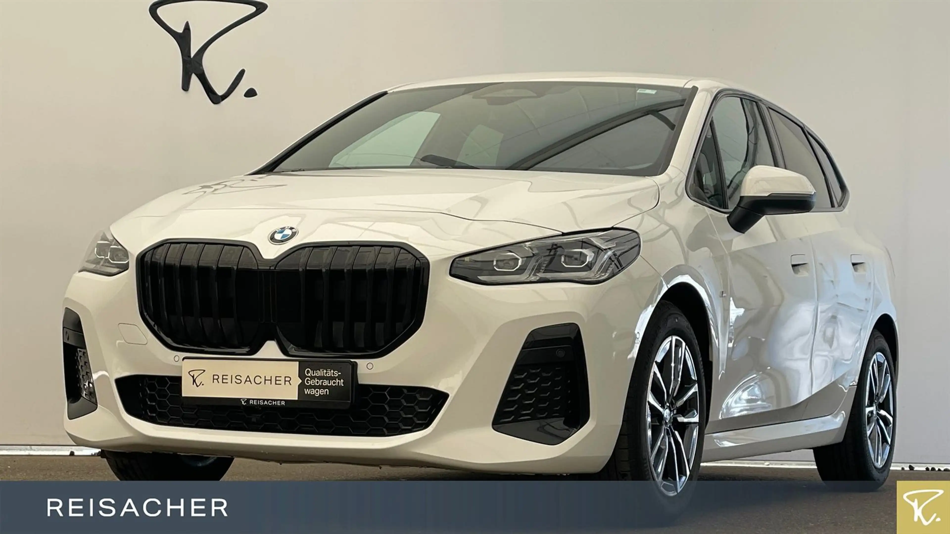 BMW 218 i A Active Tourer M-Sport,LC+,AHK,DA,PA,17"