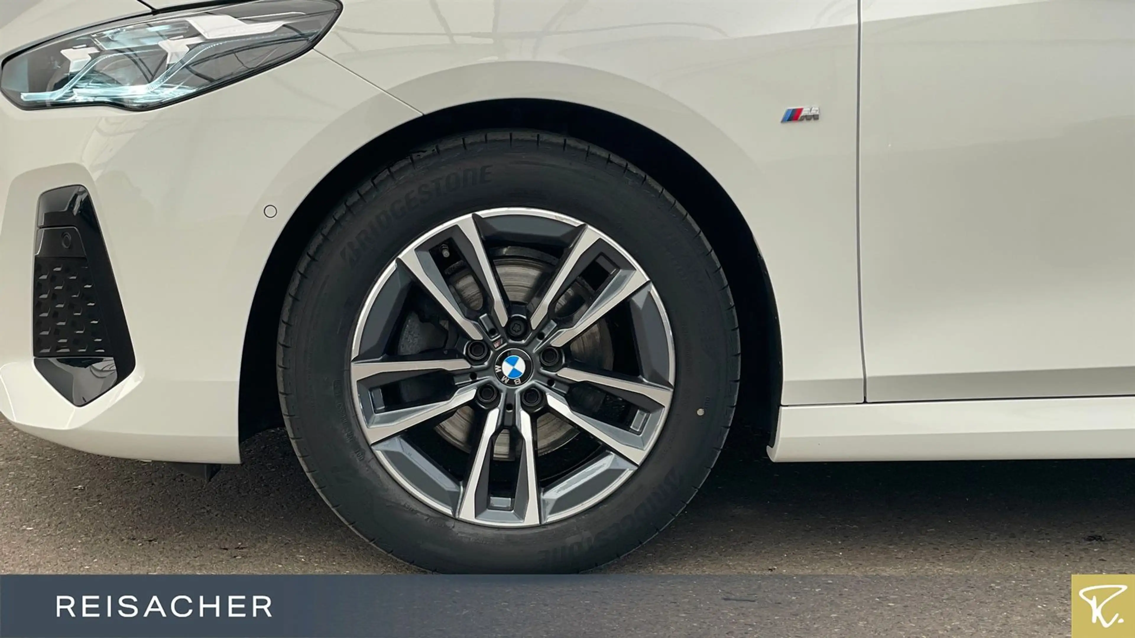 BMW 218 i A Active Tourer M-Sport,LC+,AHK,DA,PA,17" — photo 3