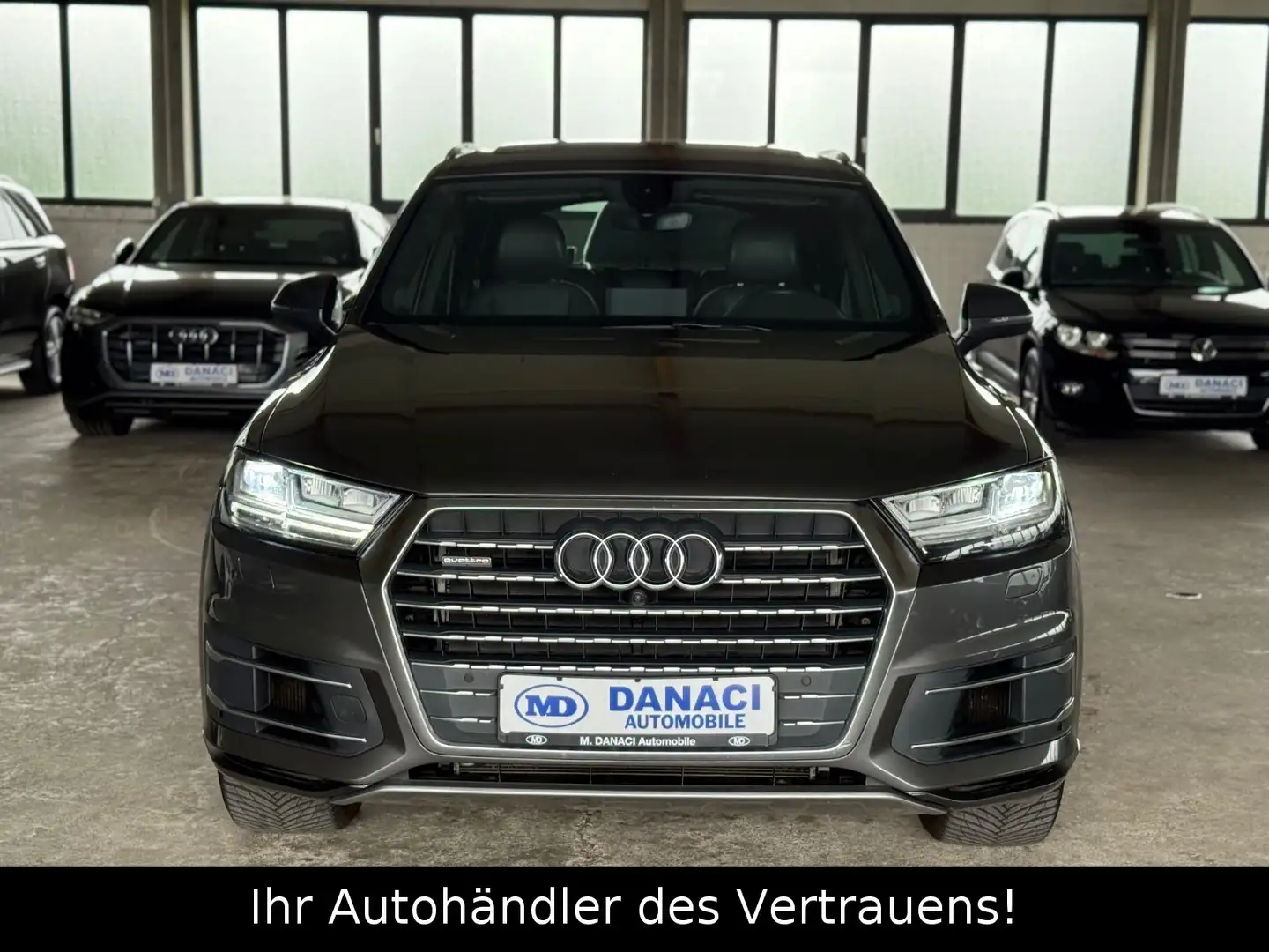 Audi Q7 3.0 TFSI quattro tiptronic*Pano*7-Sitzer*360* Grau - 2