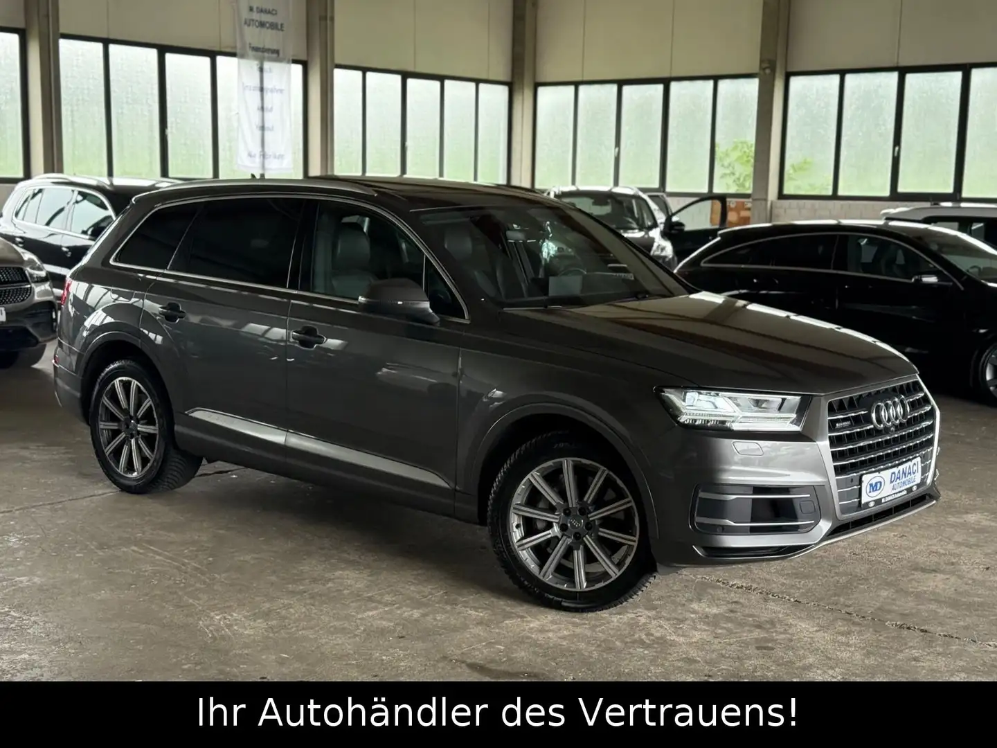 Audi Q7 3.0 TFSI quattro tiptronic*Pano*7-Sitzer*360* Grau - 1