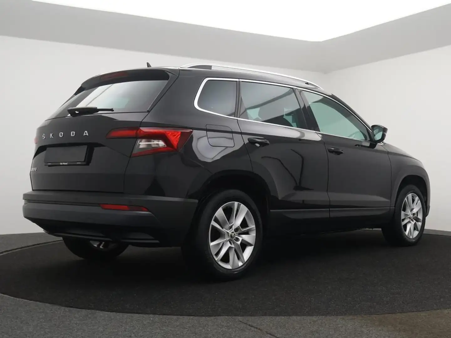 Skoda Karoq Karoq Style 1.5TSI 150PK *NAVI*BLTH*CRUISE*PDC*KEYLESS*DIGITAL DASHBOARD*... Noir - 2
