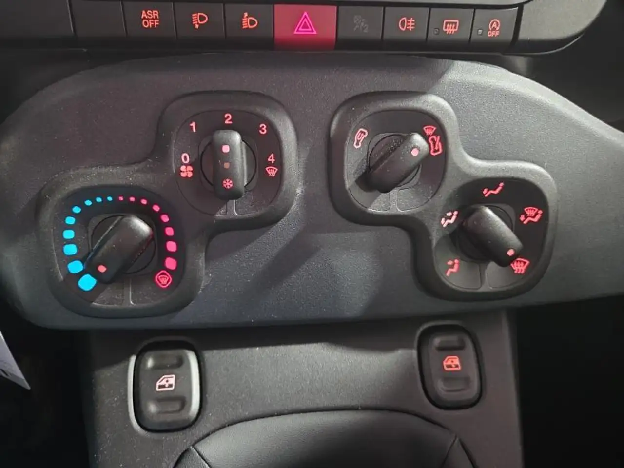 Fiat Panda 1.0i 64 Mild-Hybrid Bluetooth*Airco*Capteurs, миниатюра 17