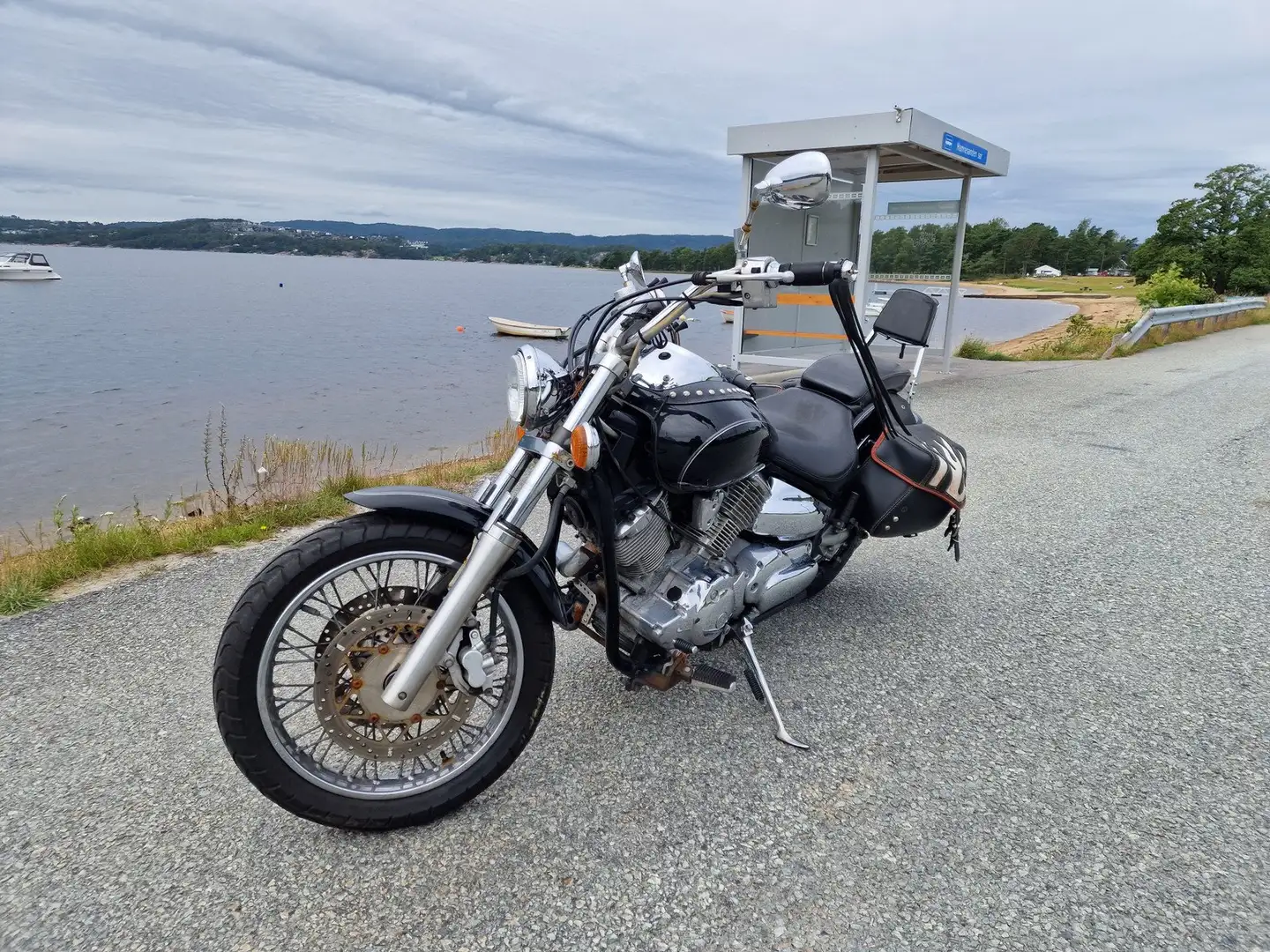 Yamaha XVS 1100 Negru - 1