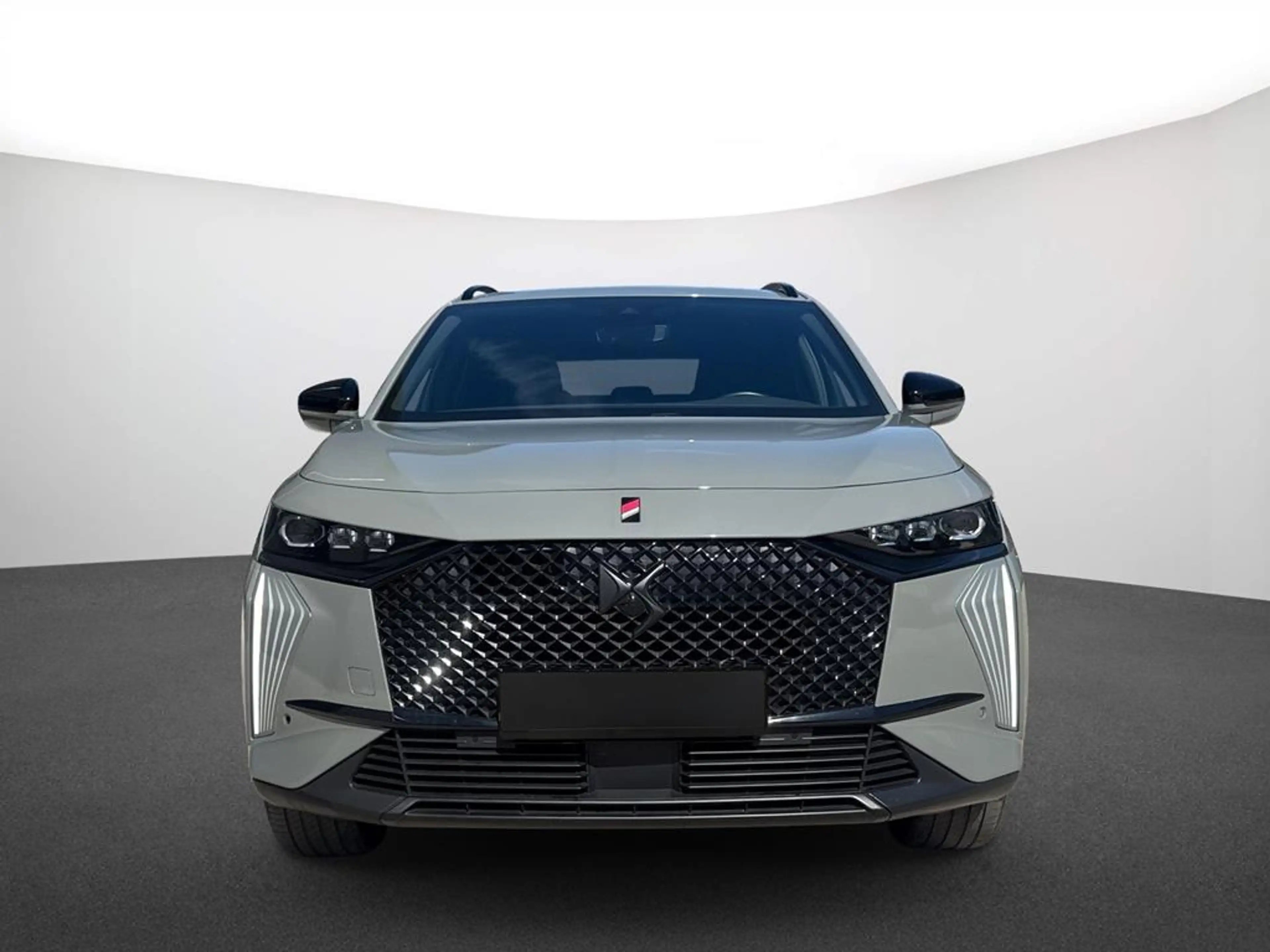 DS Automobiles DS 7 DS 7 PERFORMANCE LINE + BlueHDI 130 — photo 2