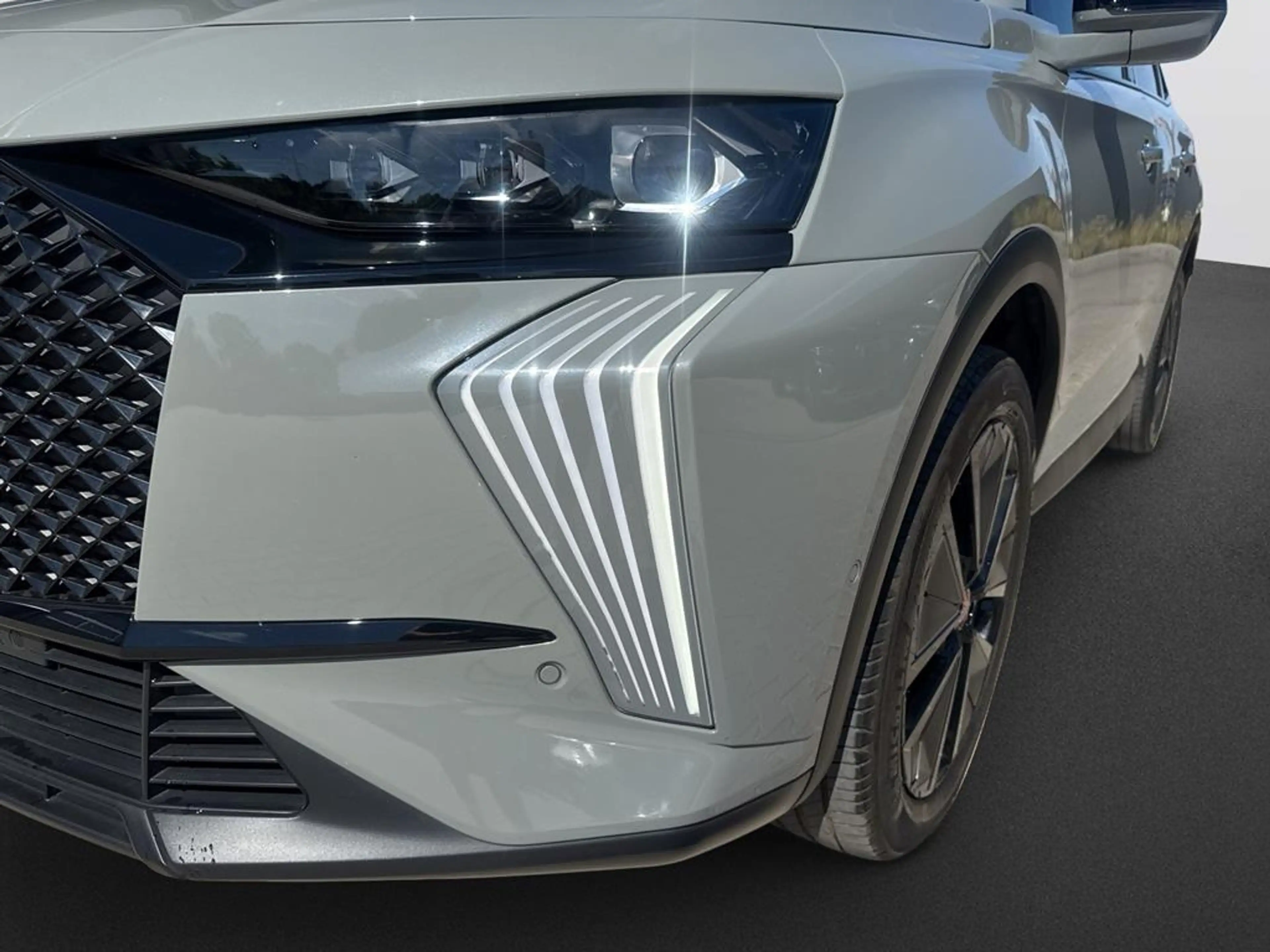 DS Automobiles DS 7 DS 7 PERFORMANCE LINE + BlueHDI 130 — photo 9