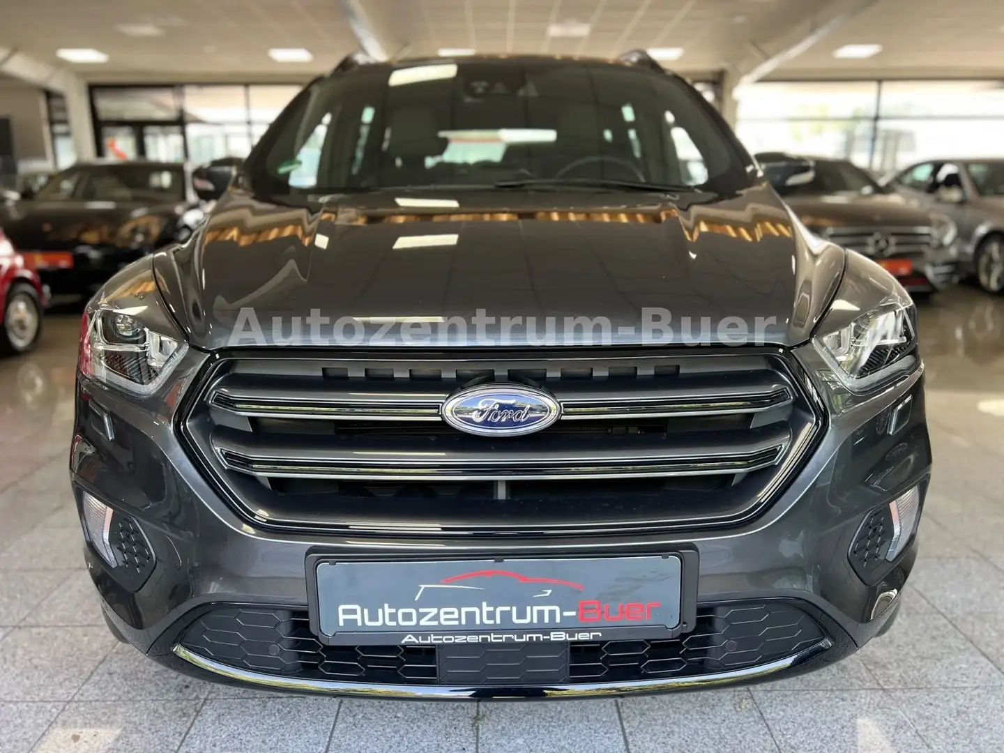 Ford Kuga ST-Line Grau - 1