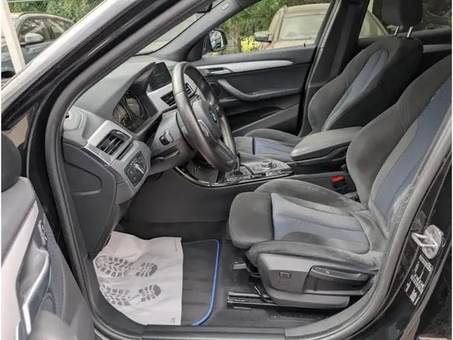 BMW X2 view 11