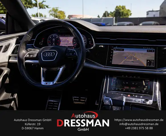 Audi Q8 view 15