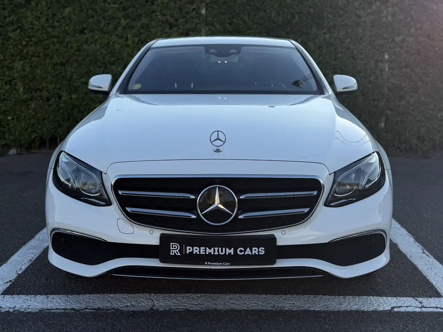 Mercedes-Benz E 400 d 4Matic 9G-TRONIC Avantgarde Wit - 2
