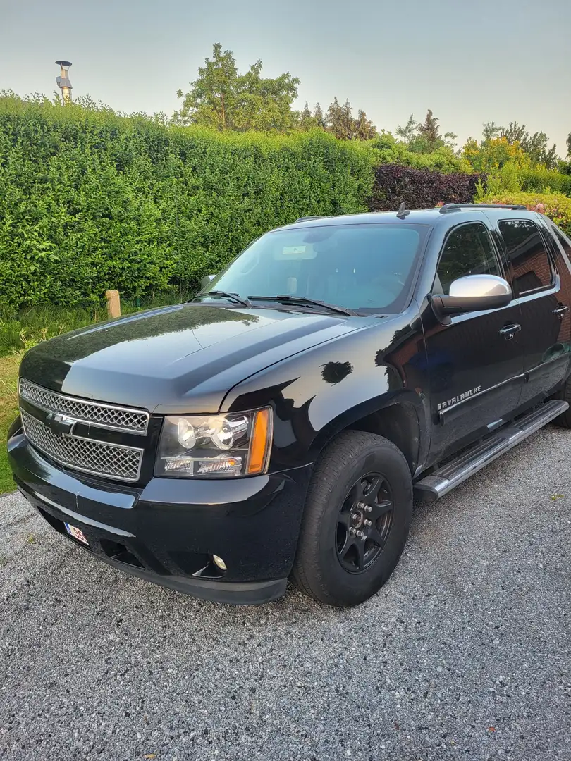 Chevrolet Avalanche - 2